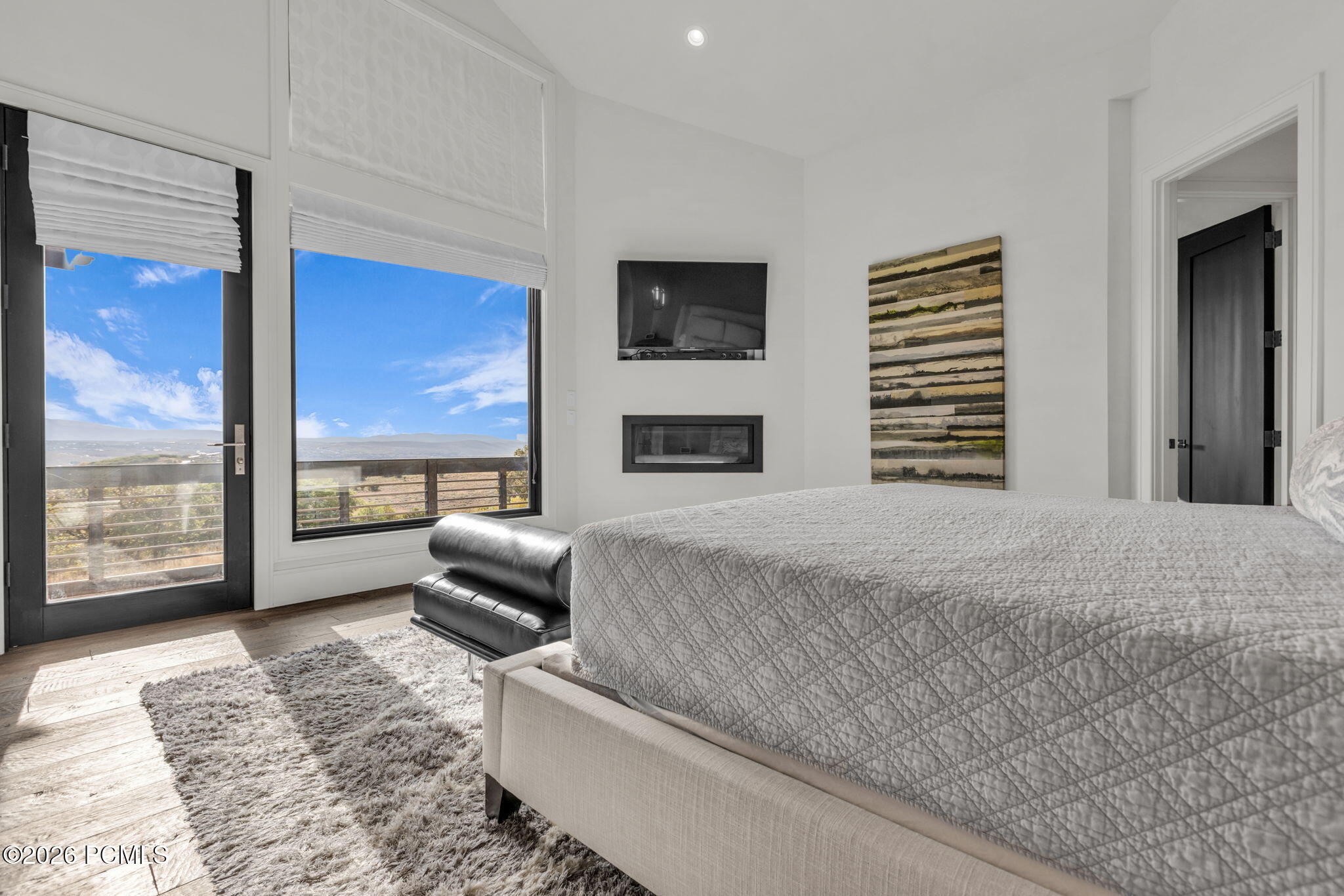 717 W Moose Hill Road