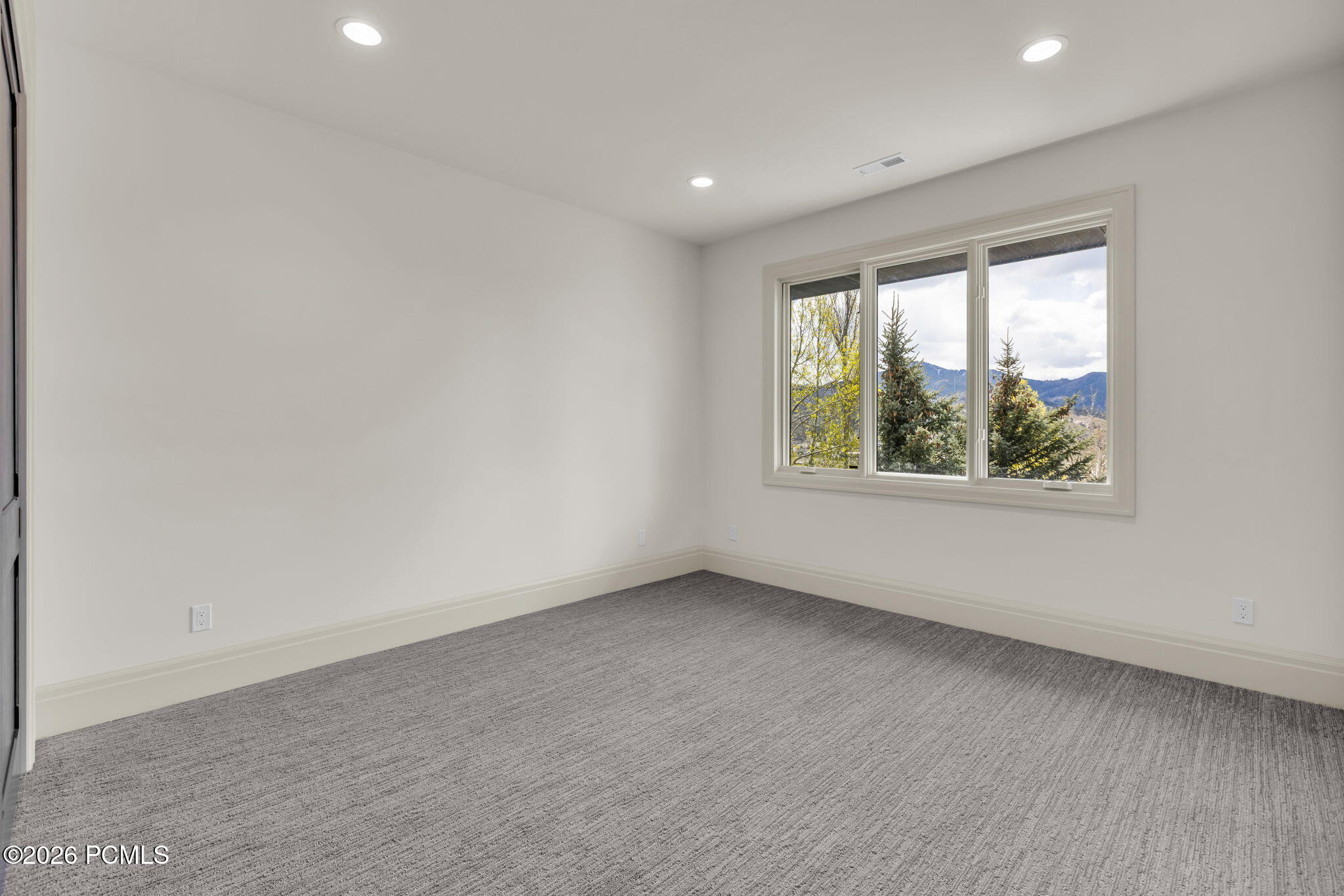 8905 Daybreaker Dr