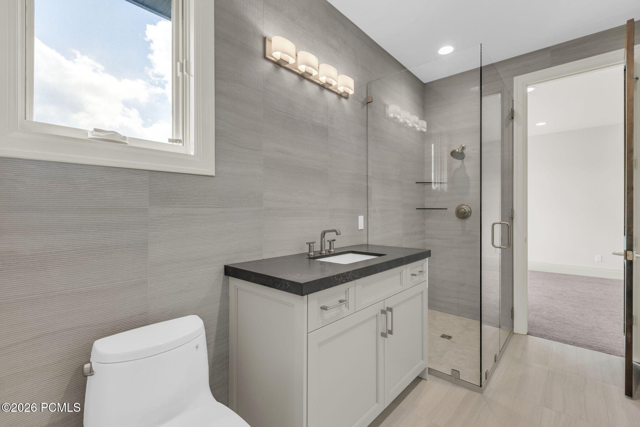 8905 Daybreaker Dr