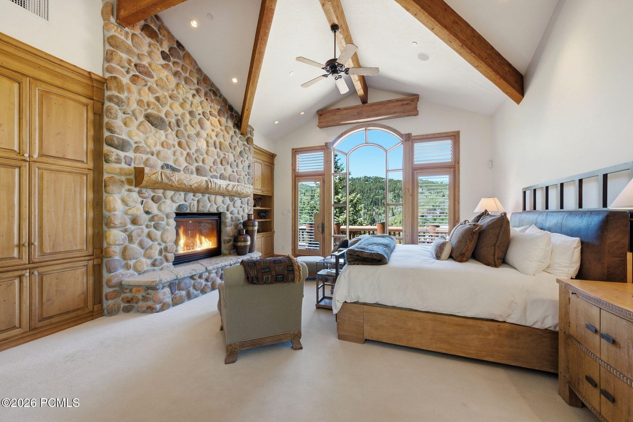 9968 Summit View Dr