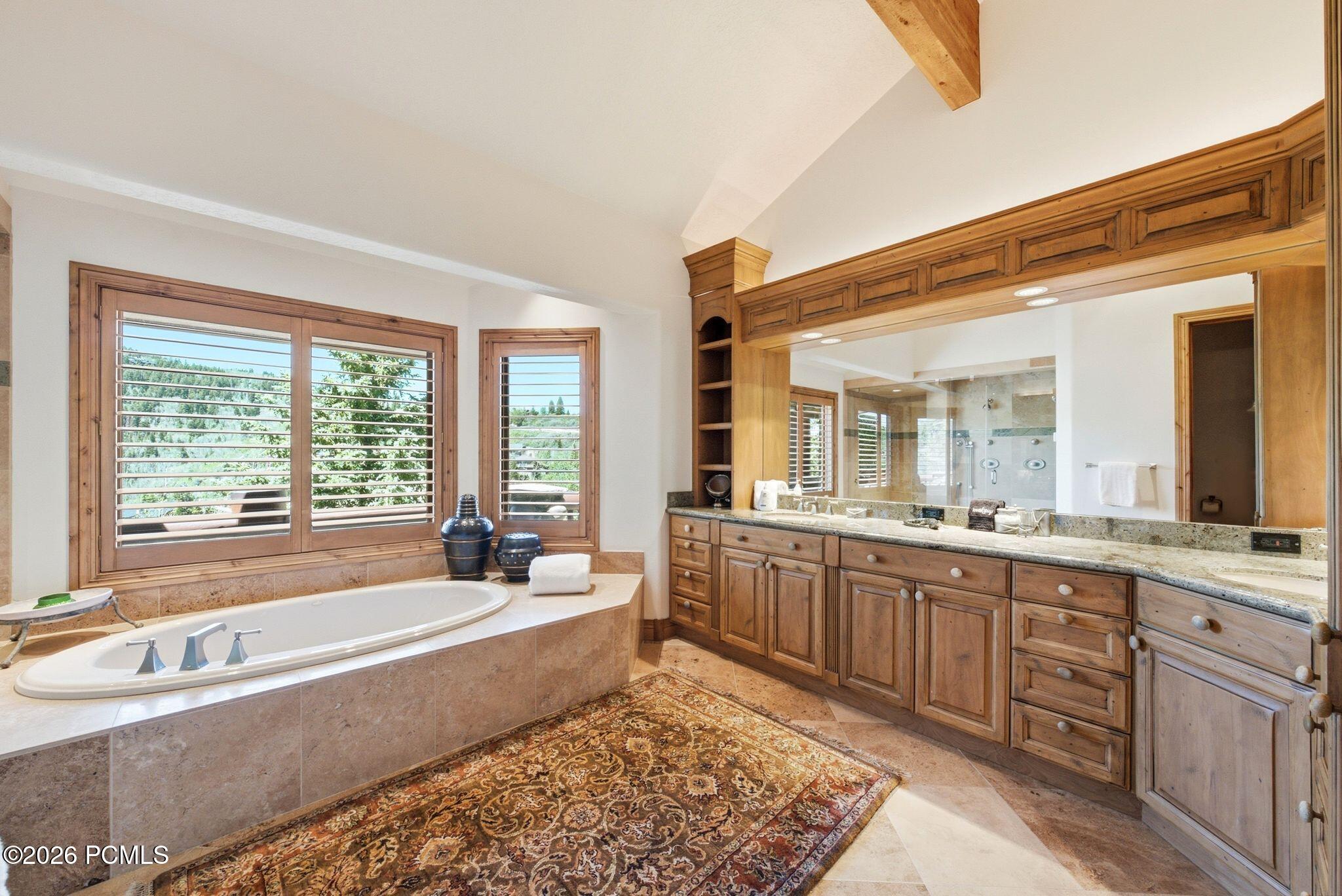 9968 Summit View Dr