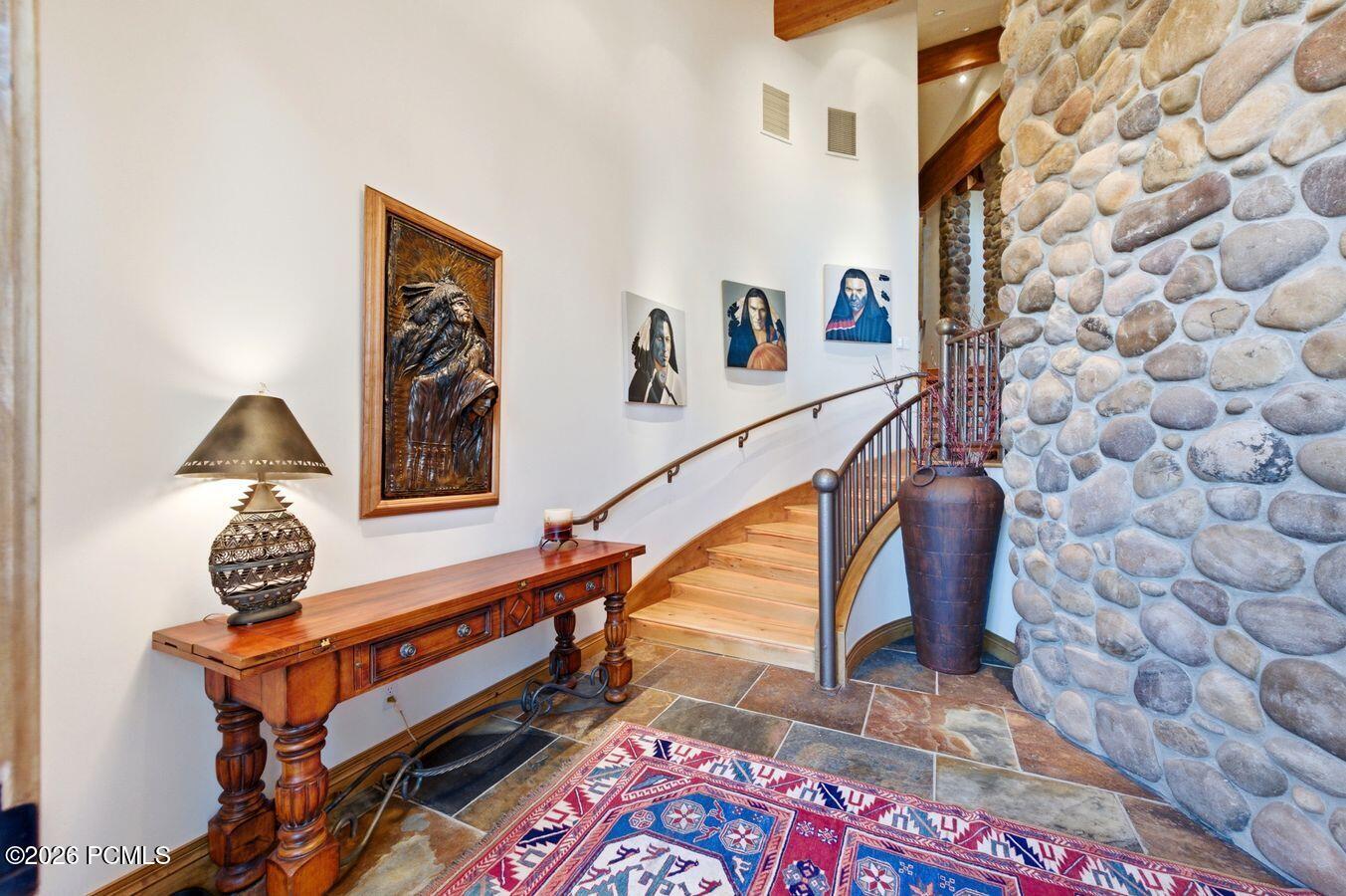 9968 Summit View Dr