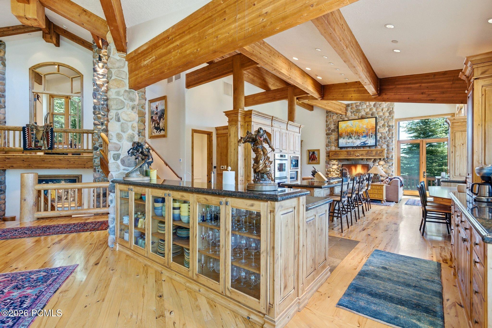 9968 Summit View Dr