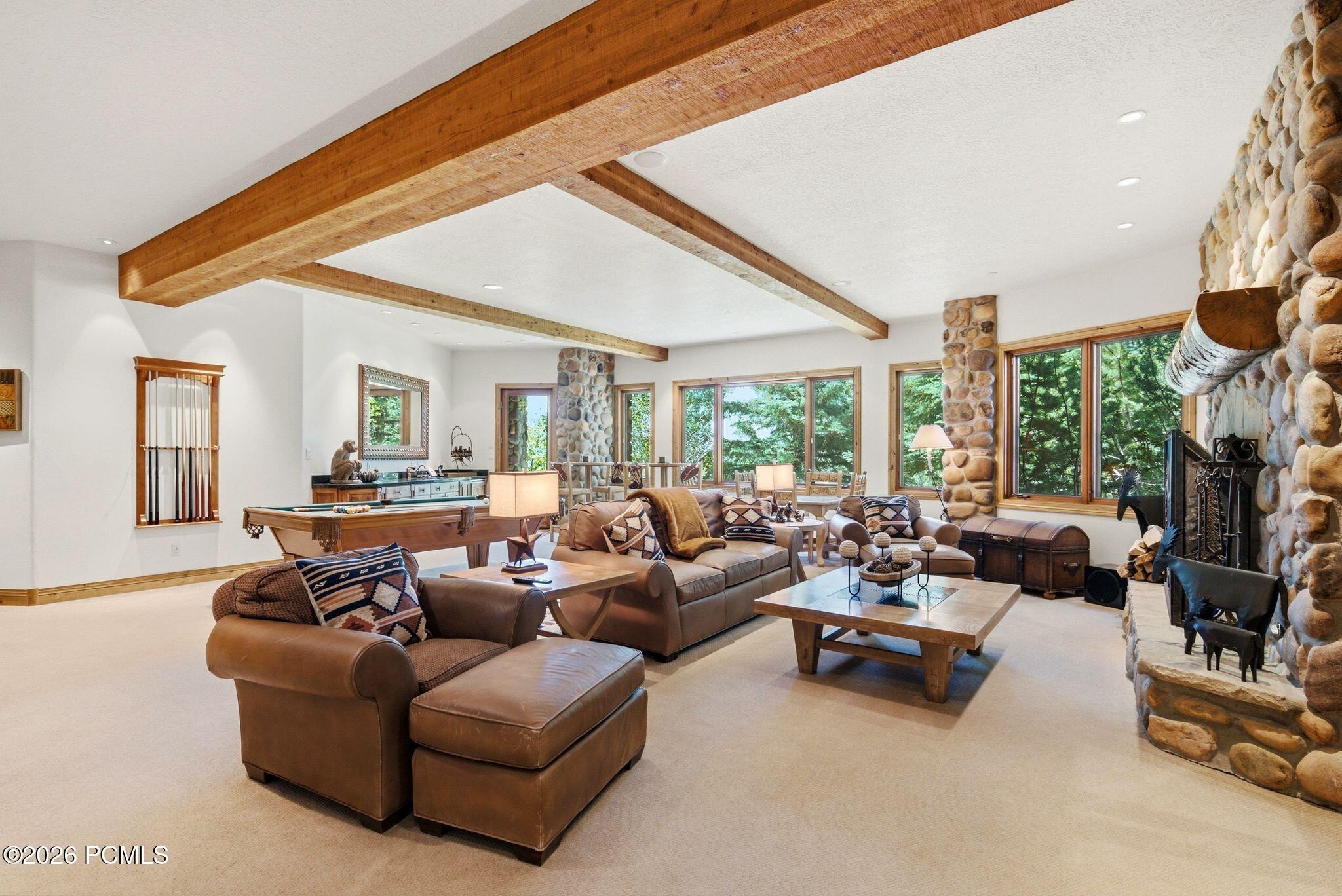 9968 Summit View Dr