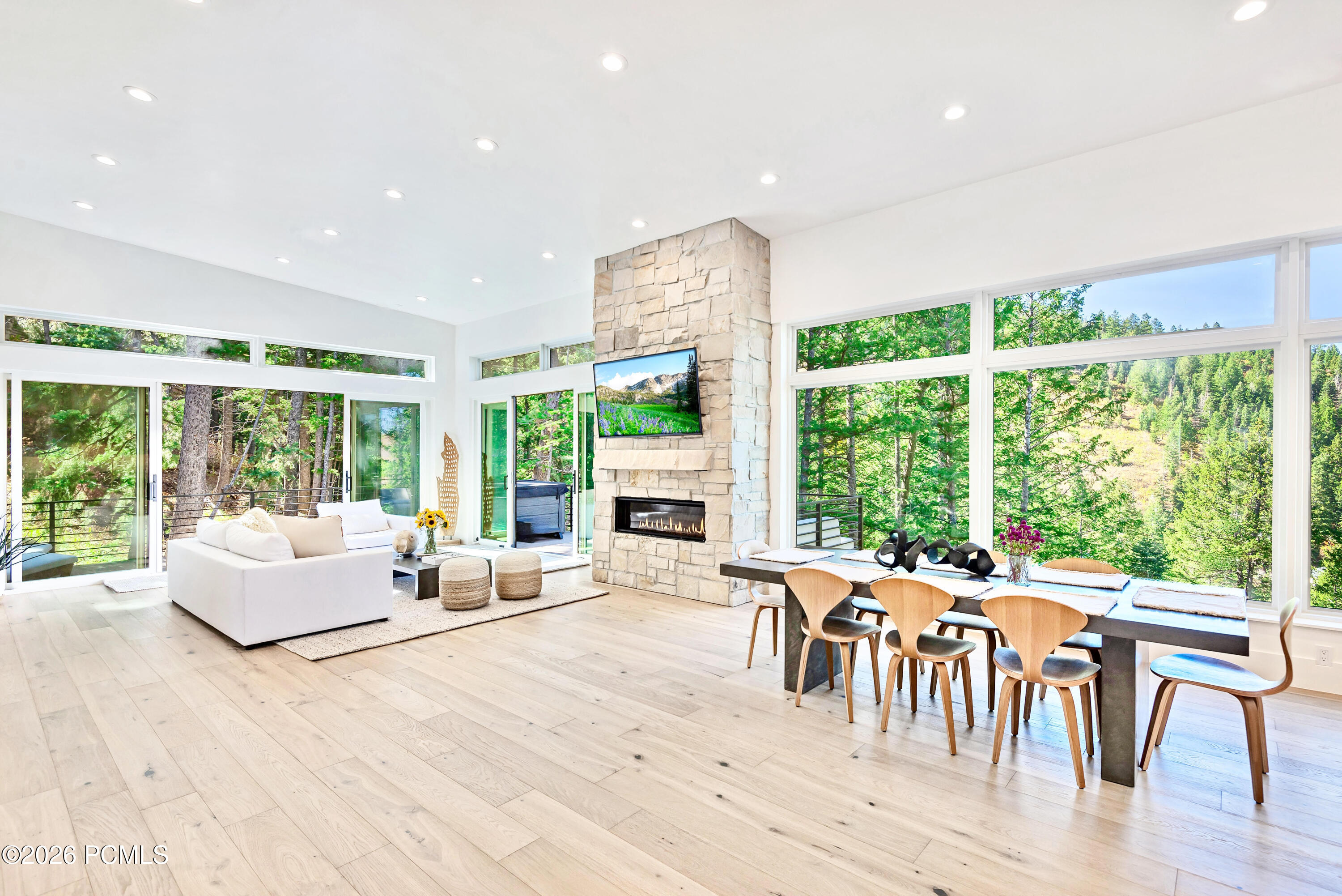 15 Matterhorn Cir