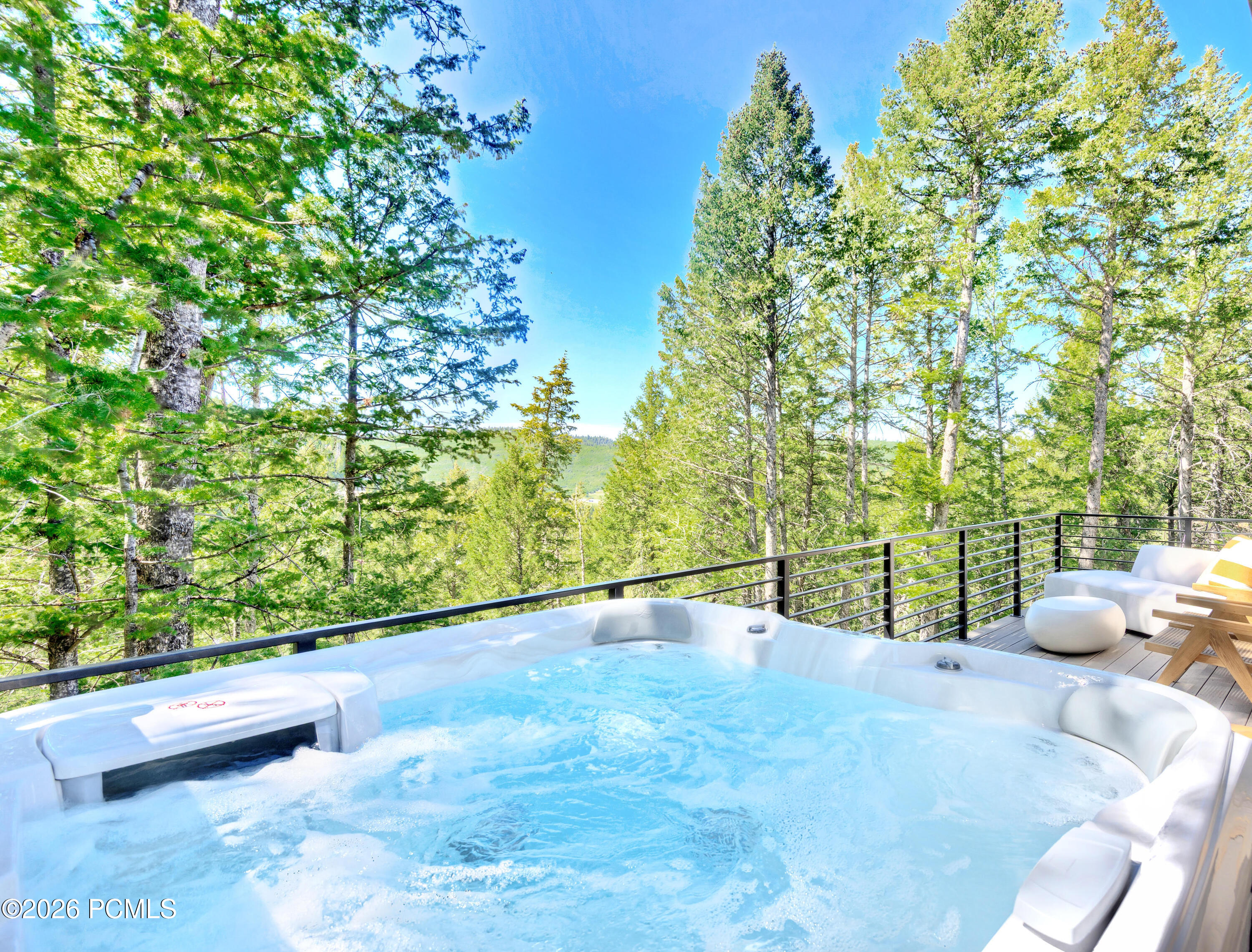 15 Matterhorn Cir