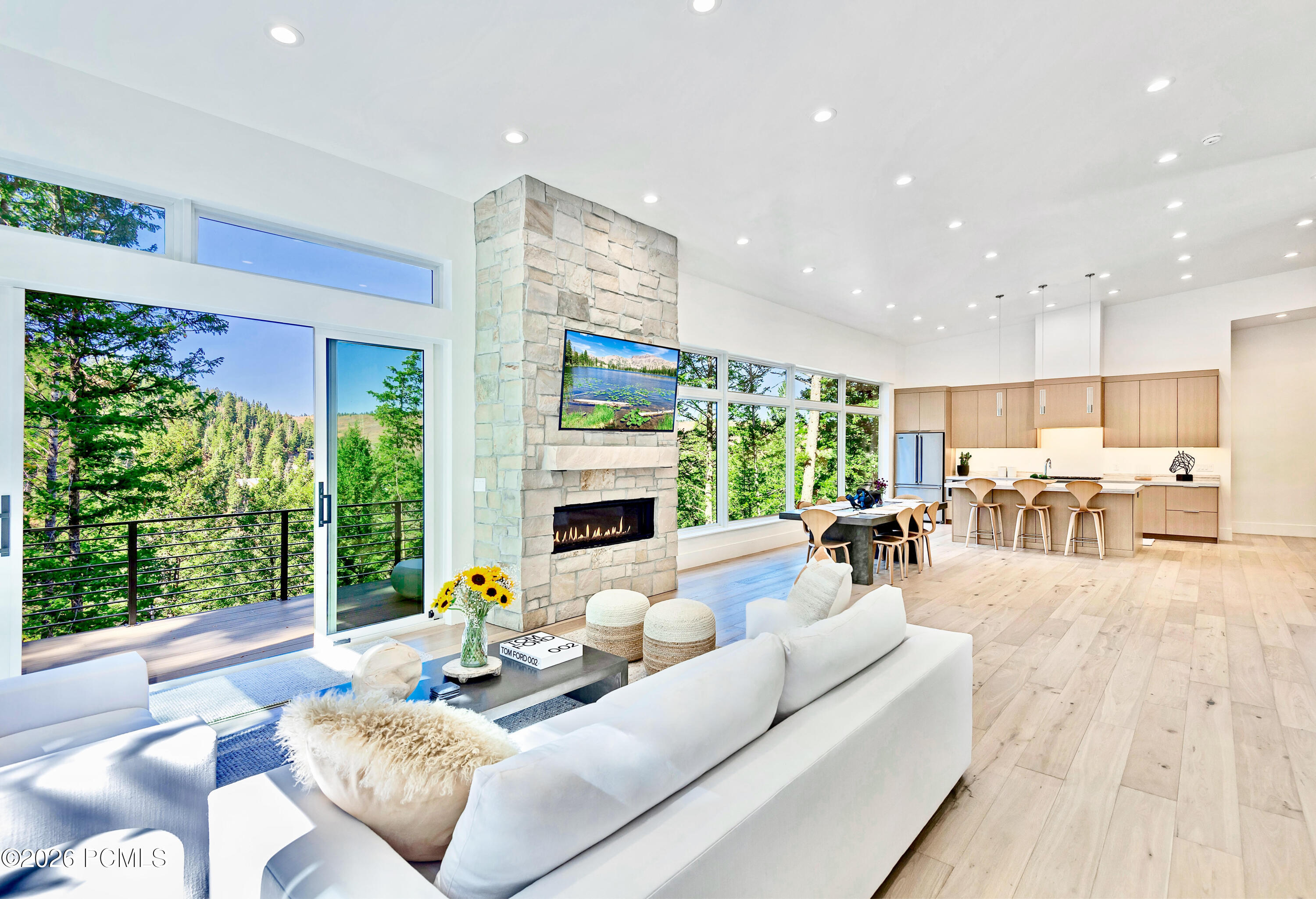 15 Matterhorn Cir