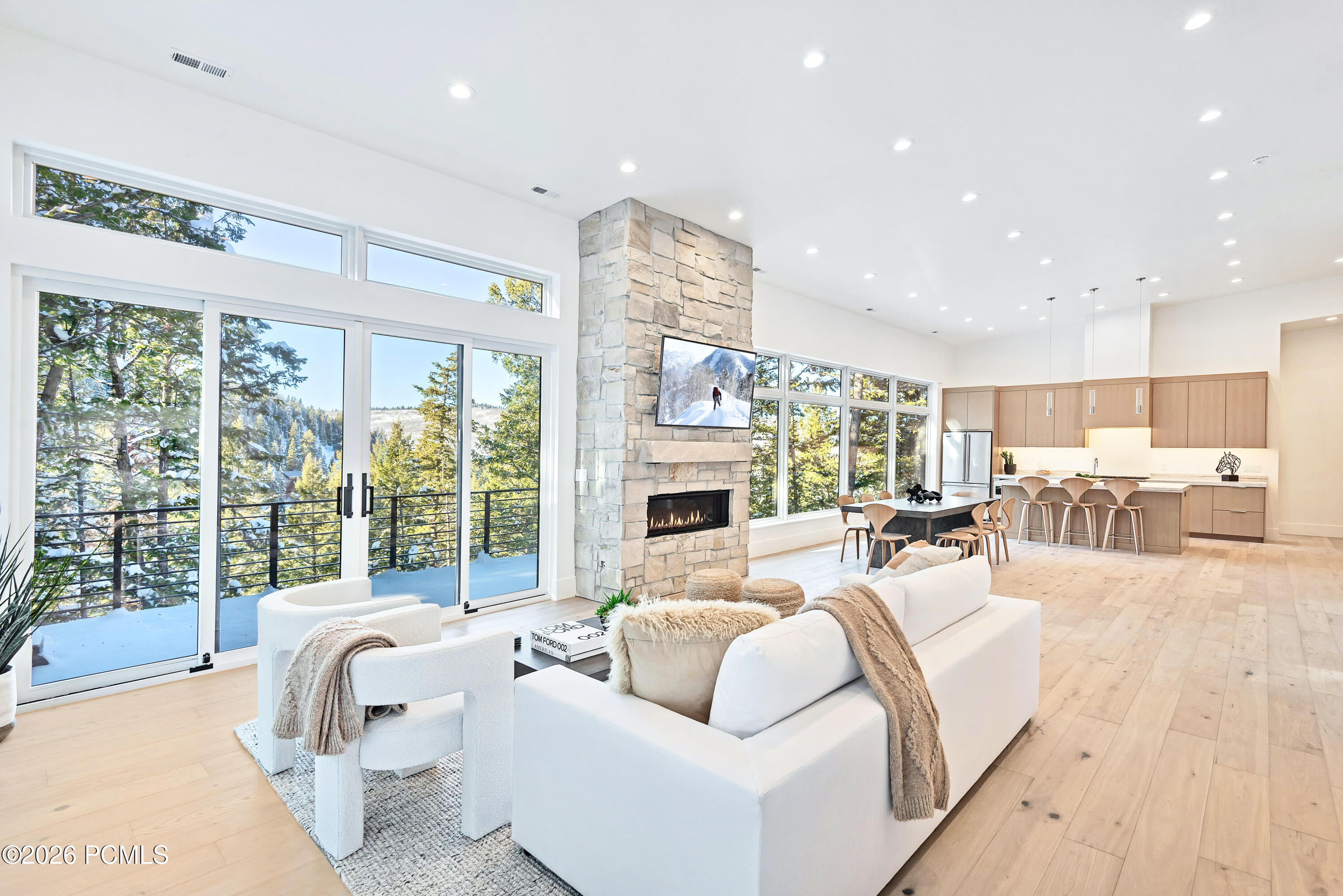 15 Matterhorn Cir
