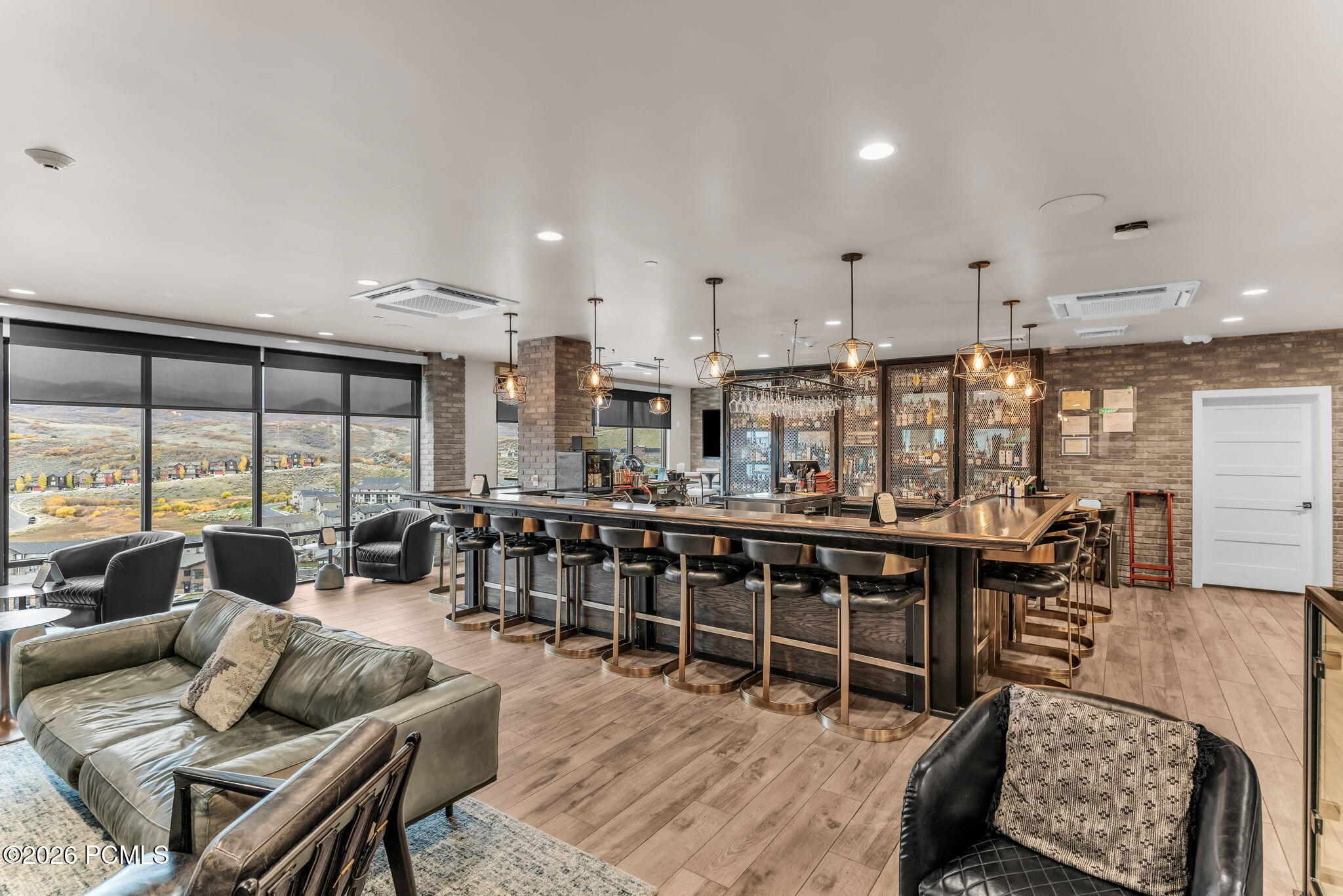 909 W Peace Tree Trl 208 Lo