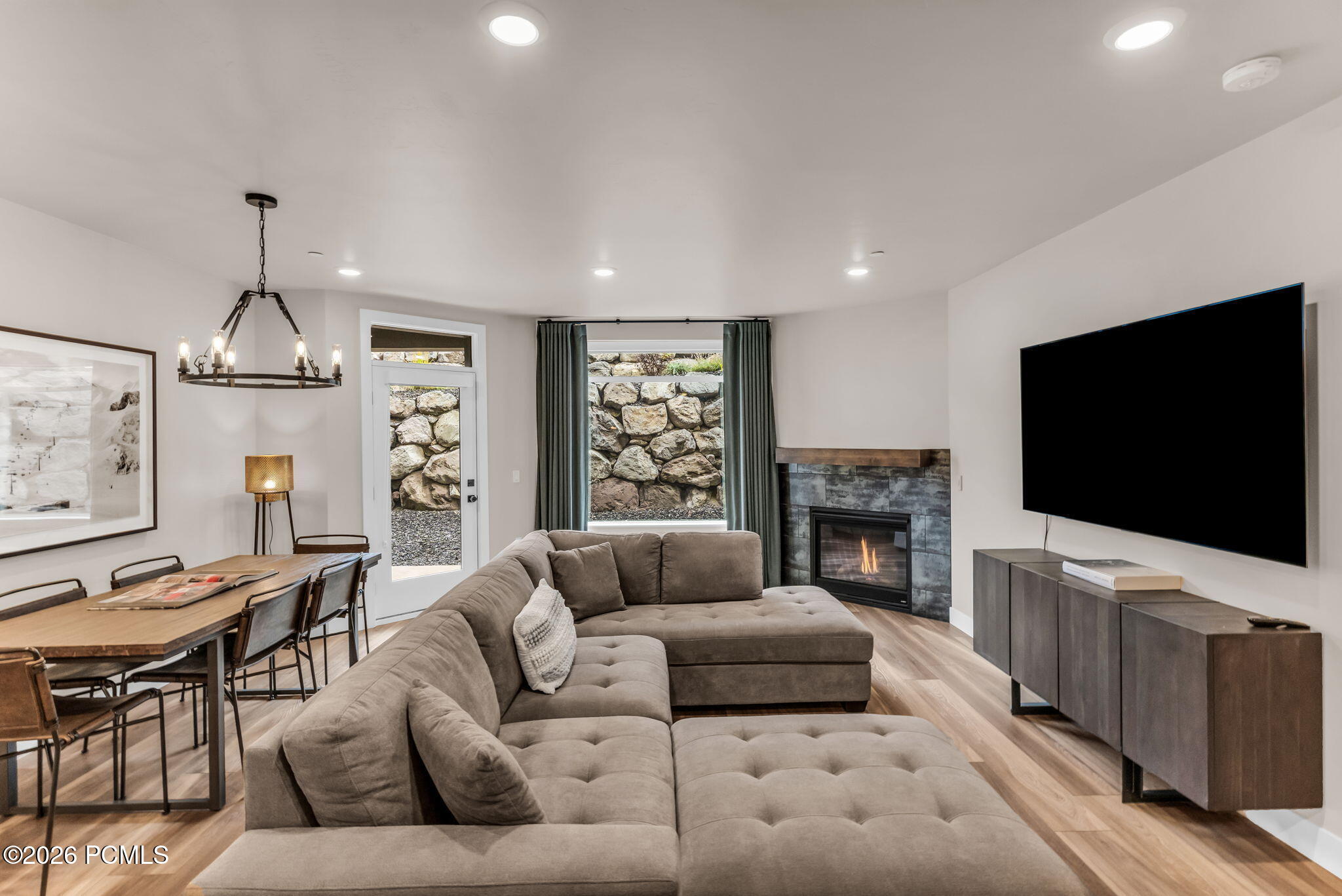 909 W Peace Tree Trl 208 Lo