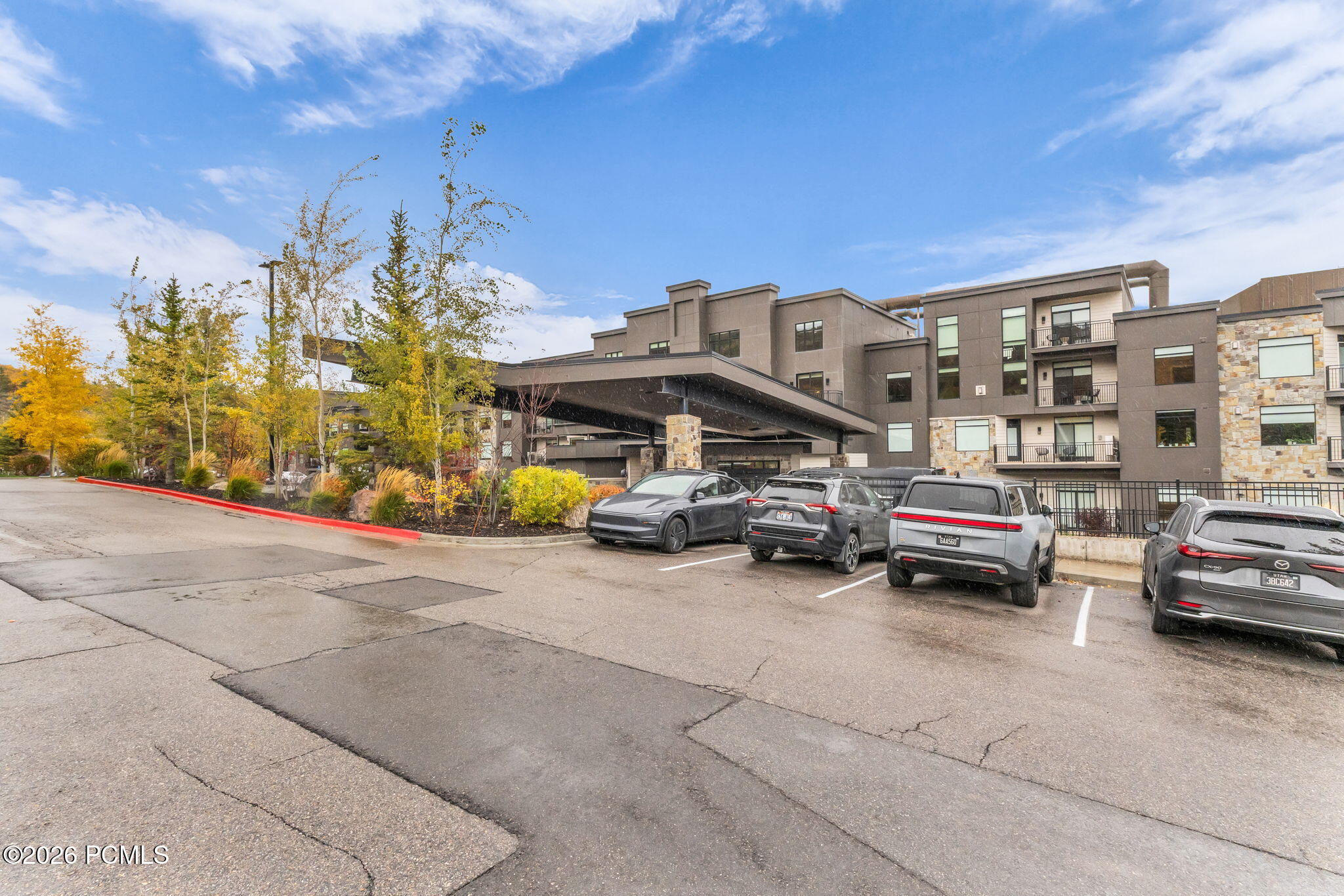 909 W Peace Tree Trl 208 Lo