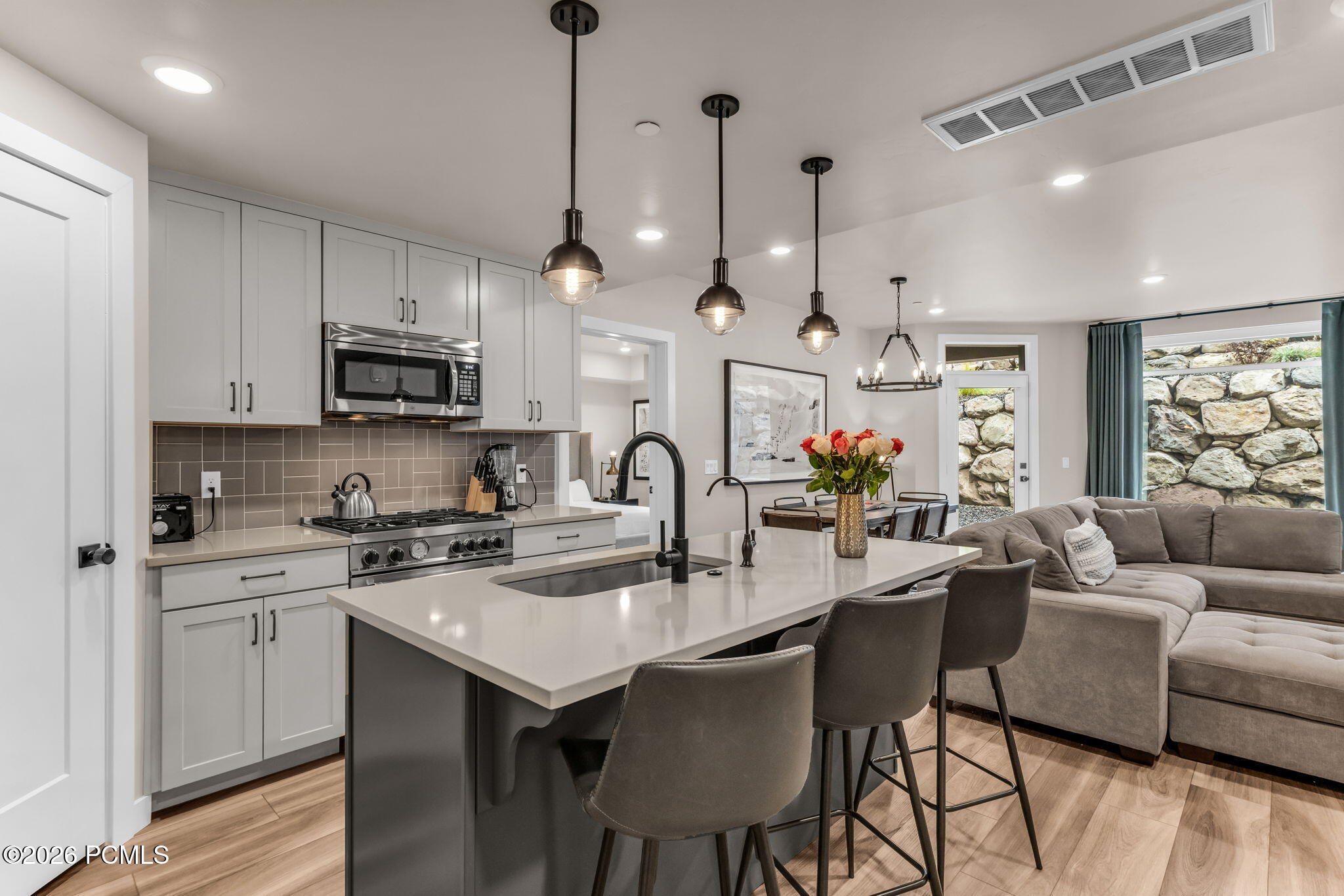 909 W Peace Tree Trl 208 Lo
