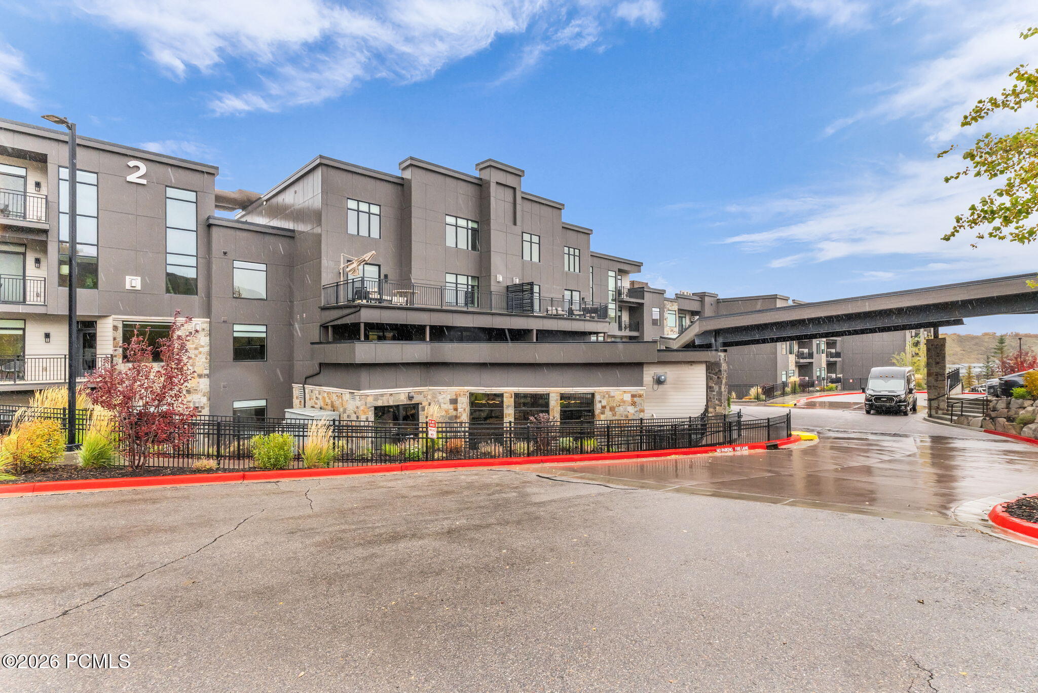 909 W Peace Tree Trl 208 Lo