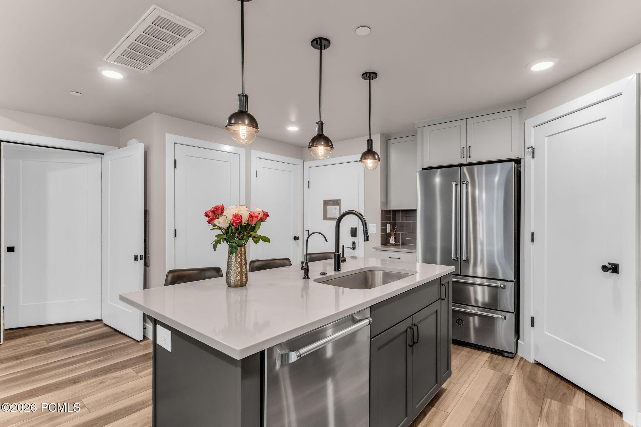 909 W Peace Tree Trl 208 Lo