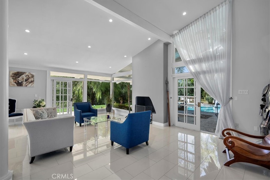 10 Stagecoach Road