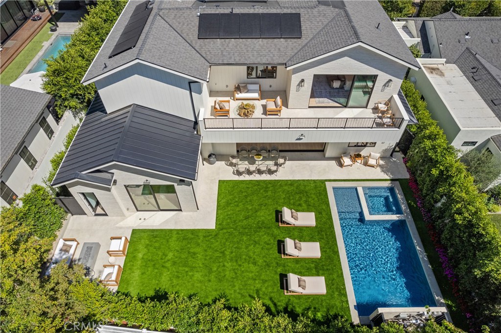 315 Veteran Ave