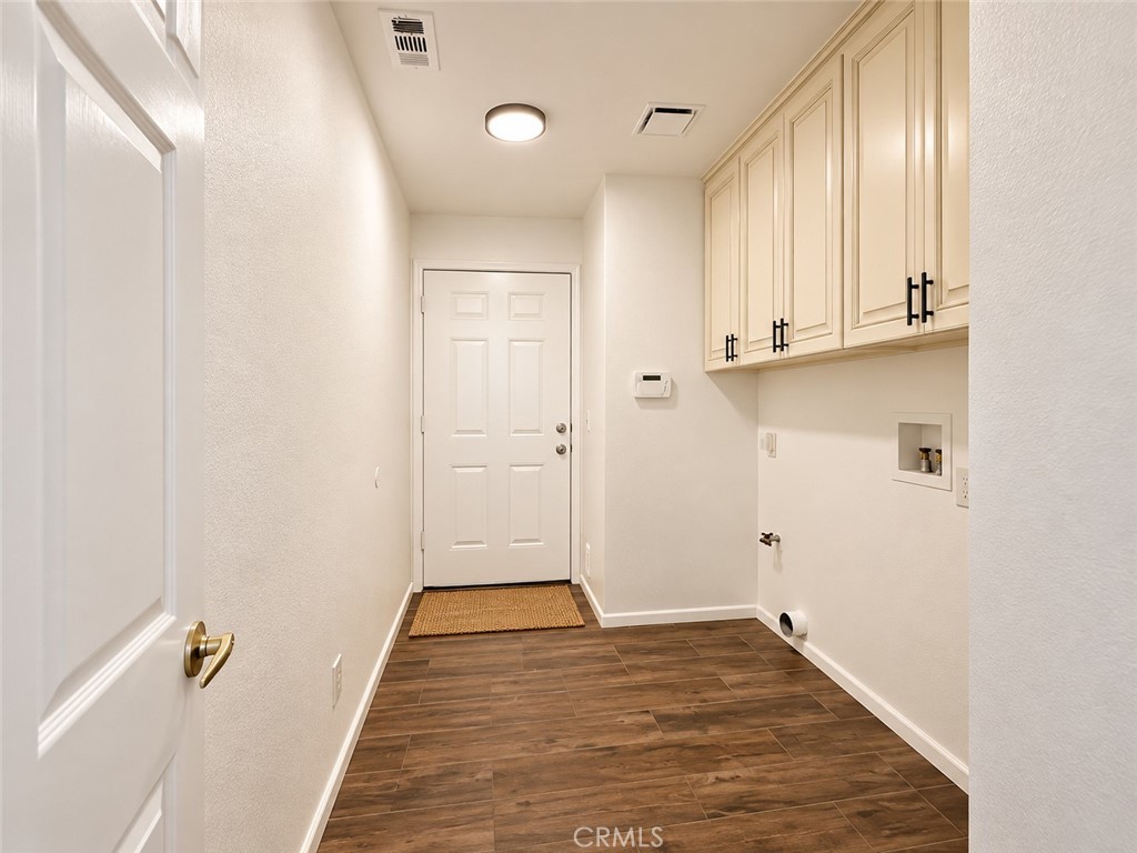 503 E 1st Street
