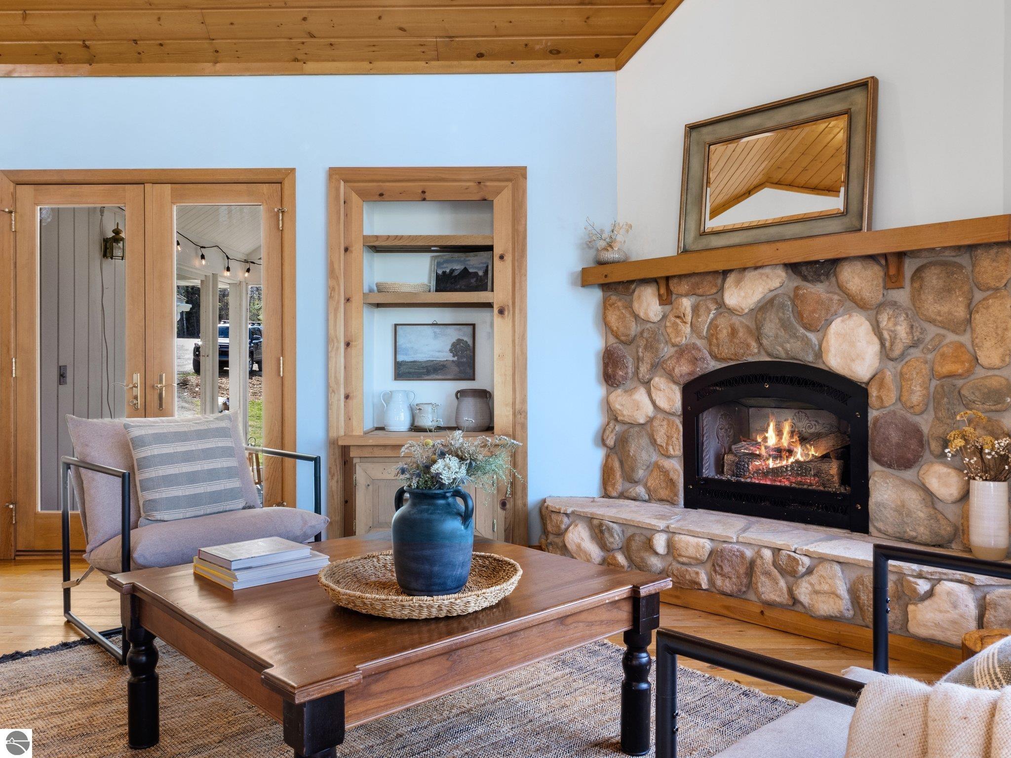 2205 N Birch Le Drive