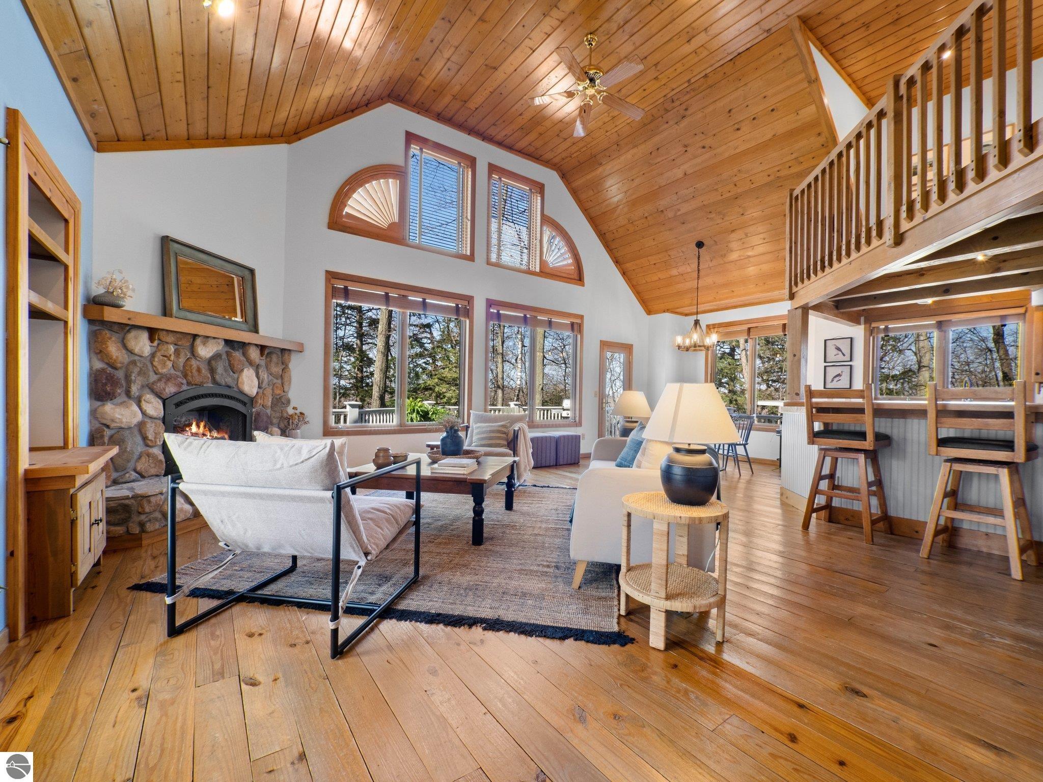 2205 N Birch Le Drive