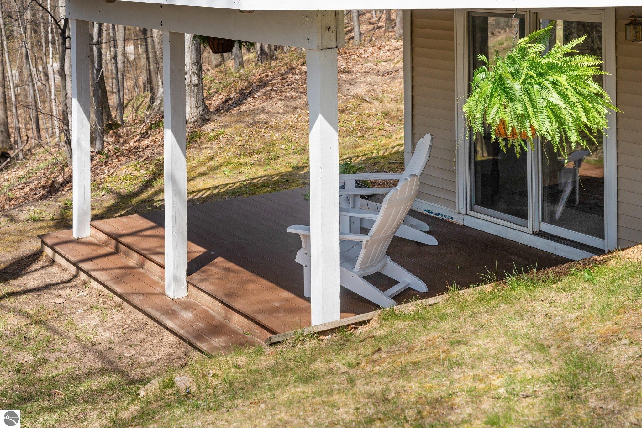 2205 N Birch Le Drive