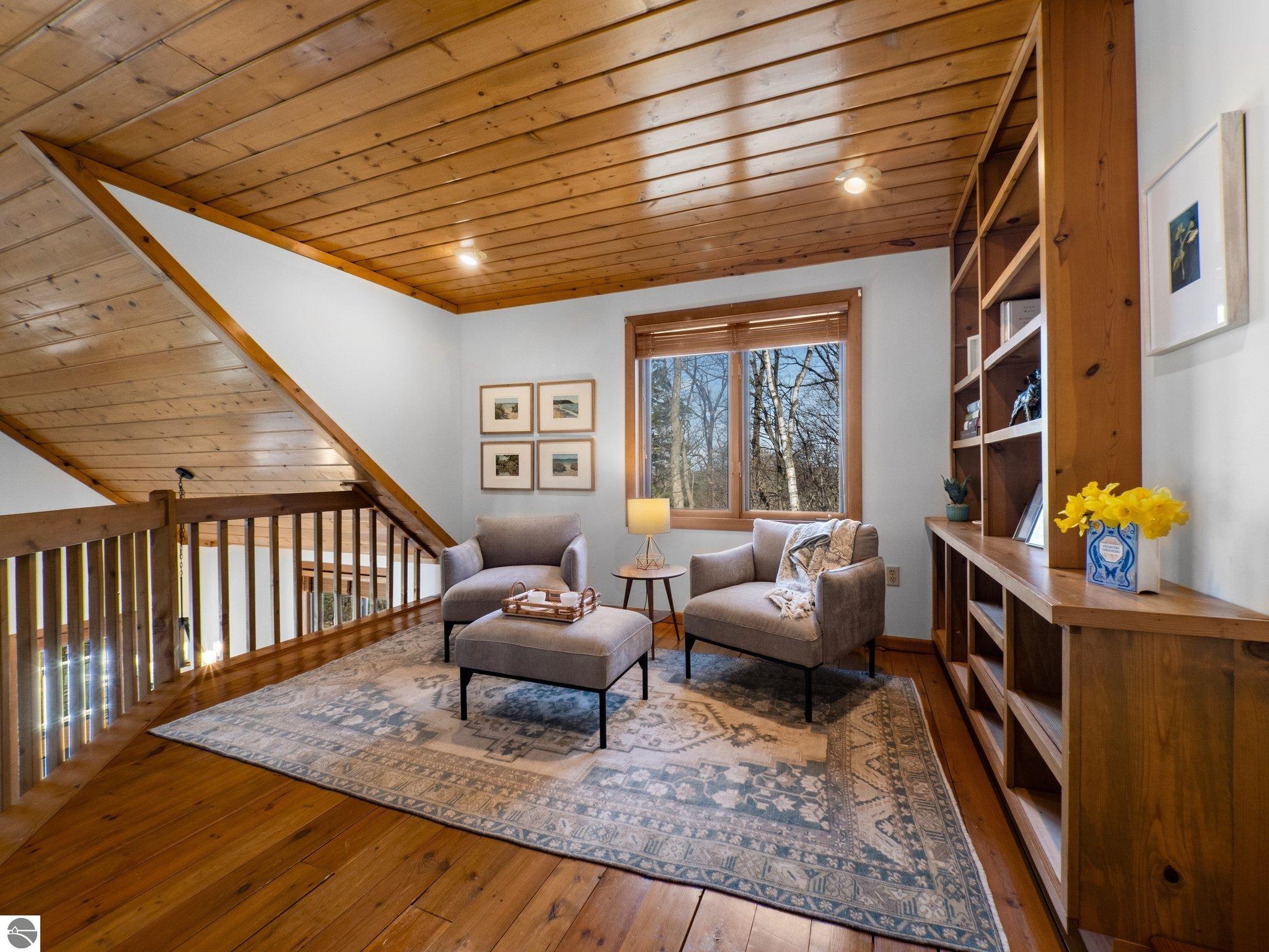 2205 N Birch Le Drive