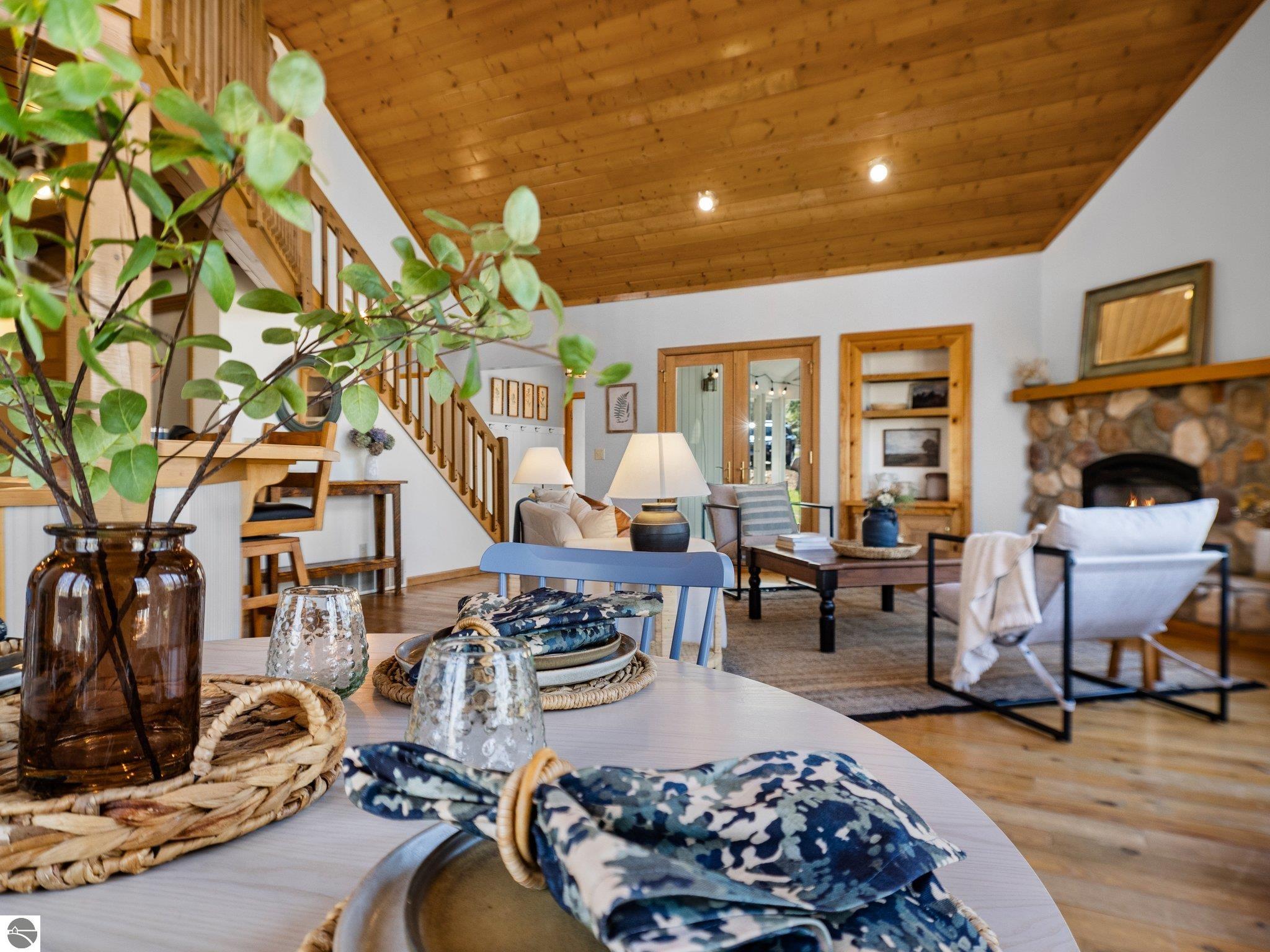 2205 N Birch Le Drive