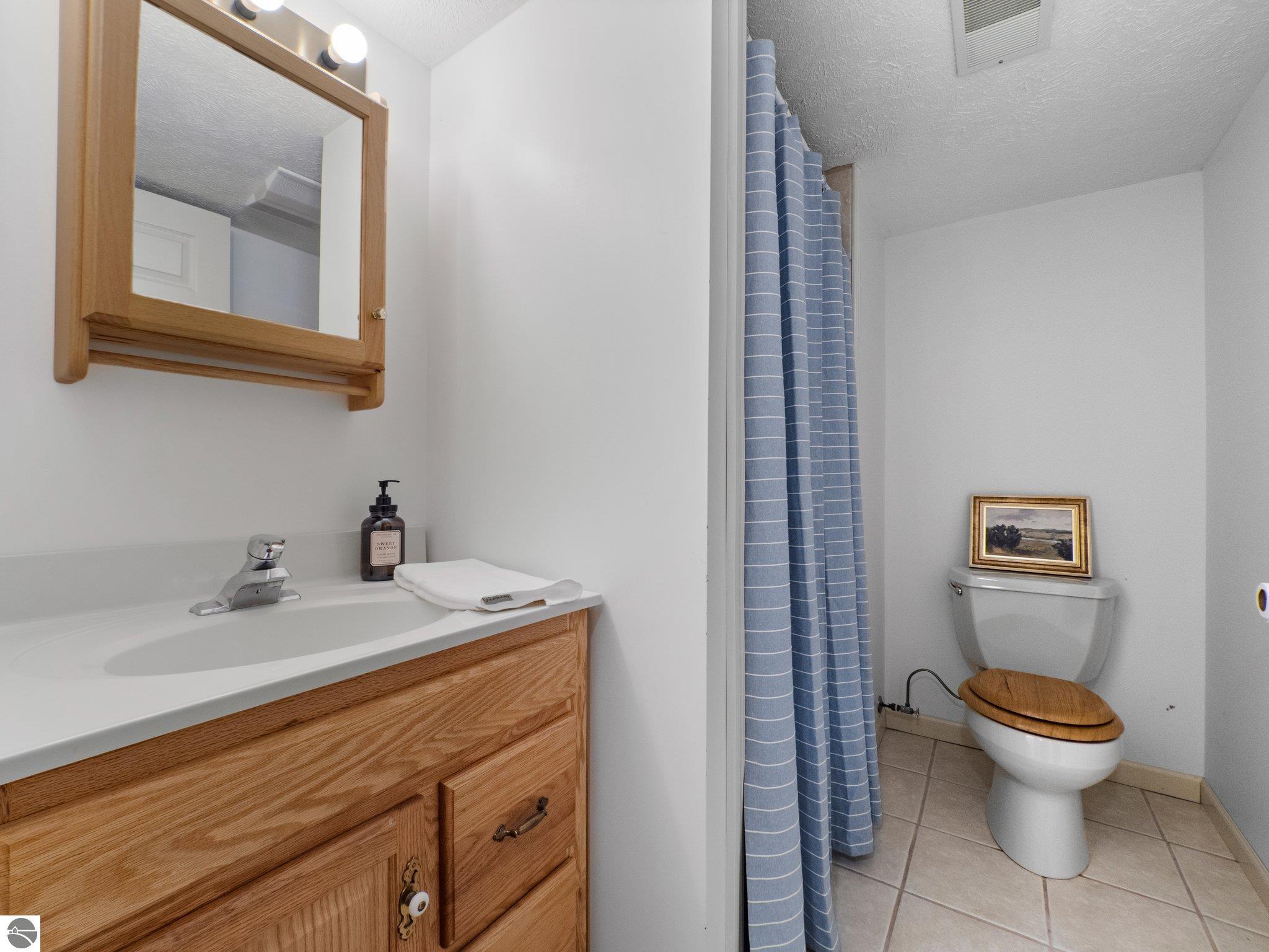 2205 N Birch Le Drive