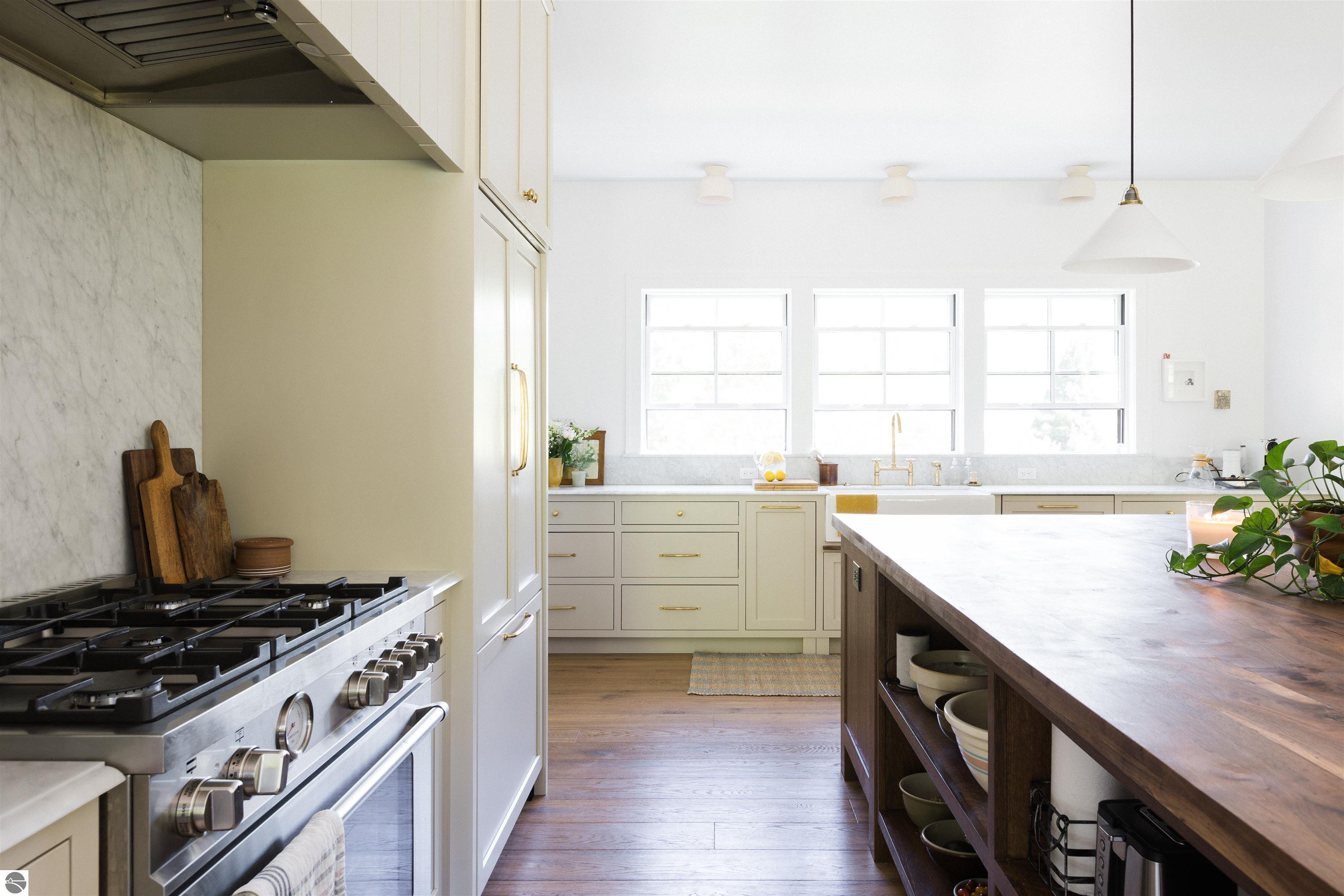 11350 S Cottonwood Drive