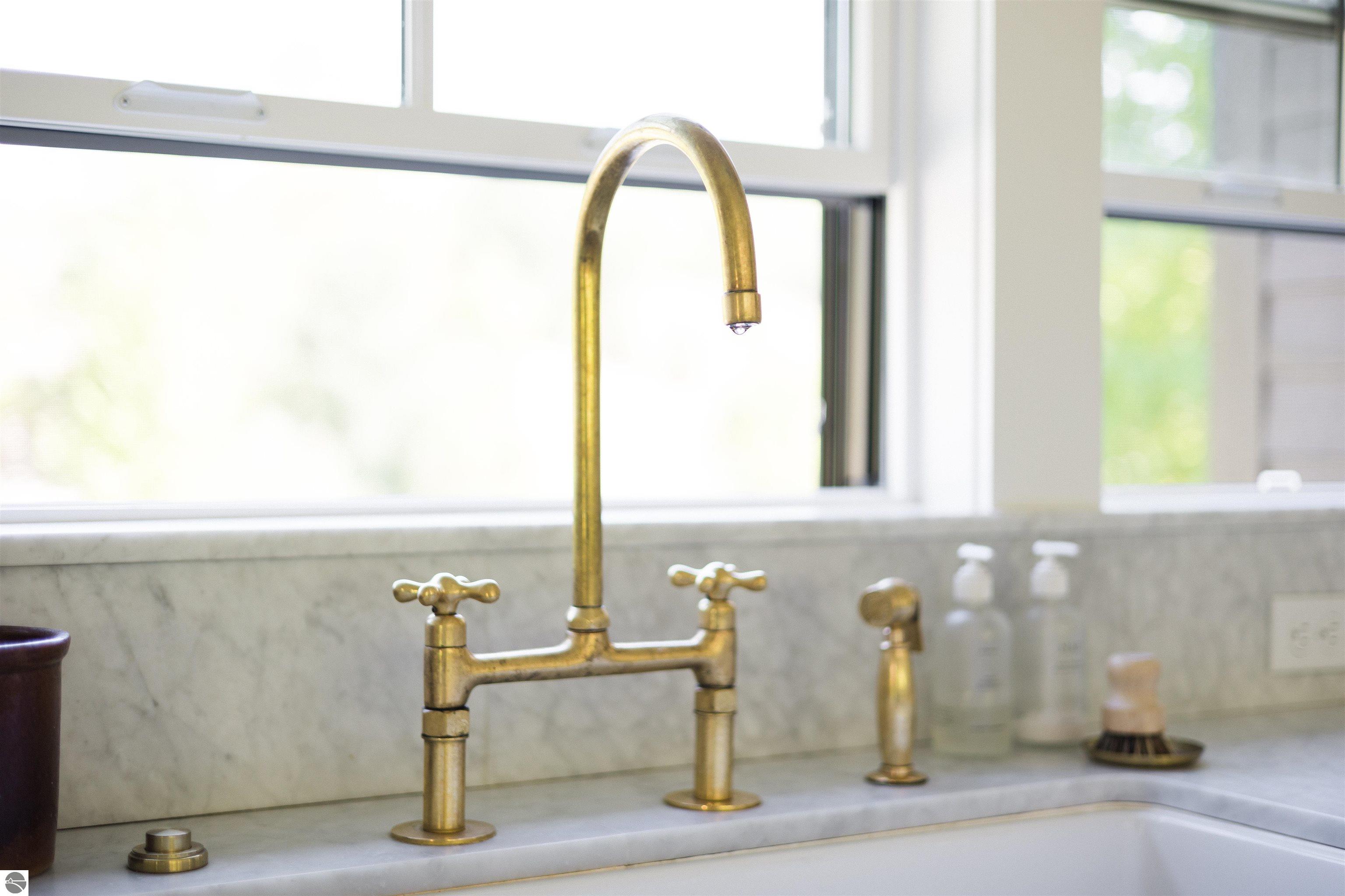 11350 S Cottonwood Drive