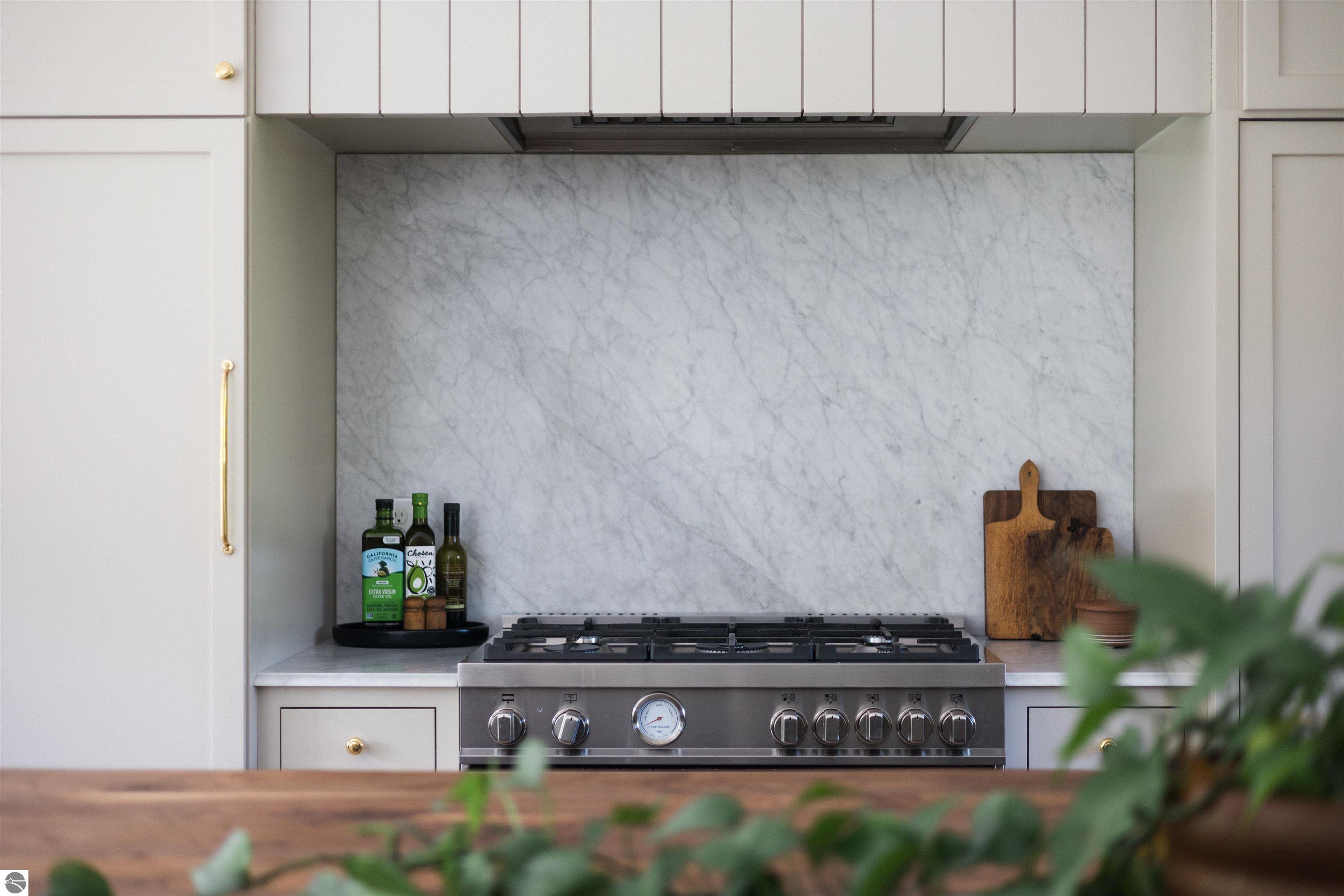 11350 S Cottonwood Drive