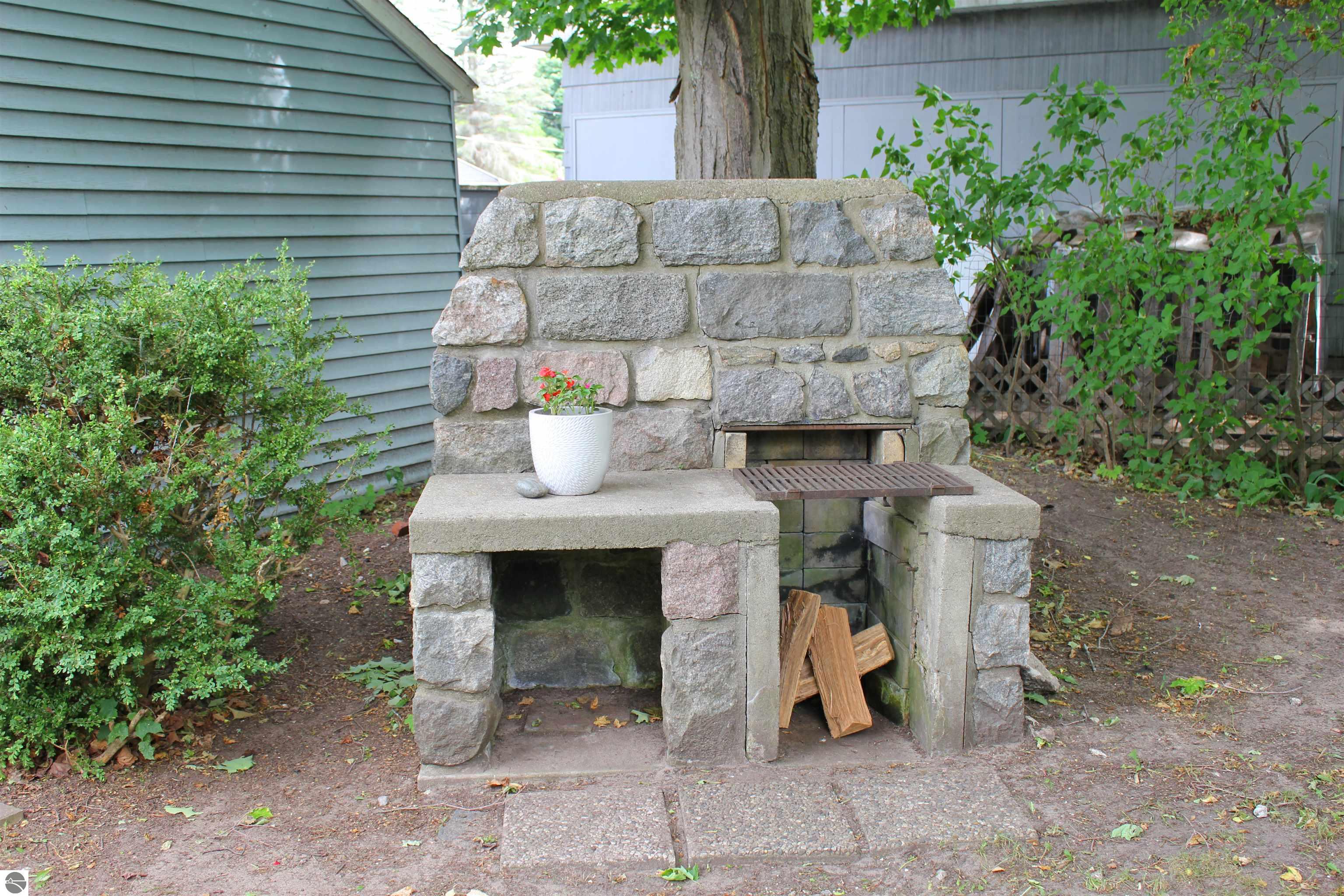 10370 E Cherry Bend Road