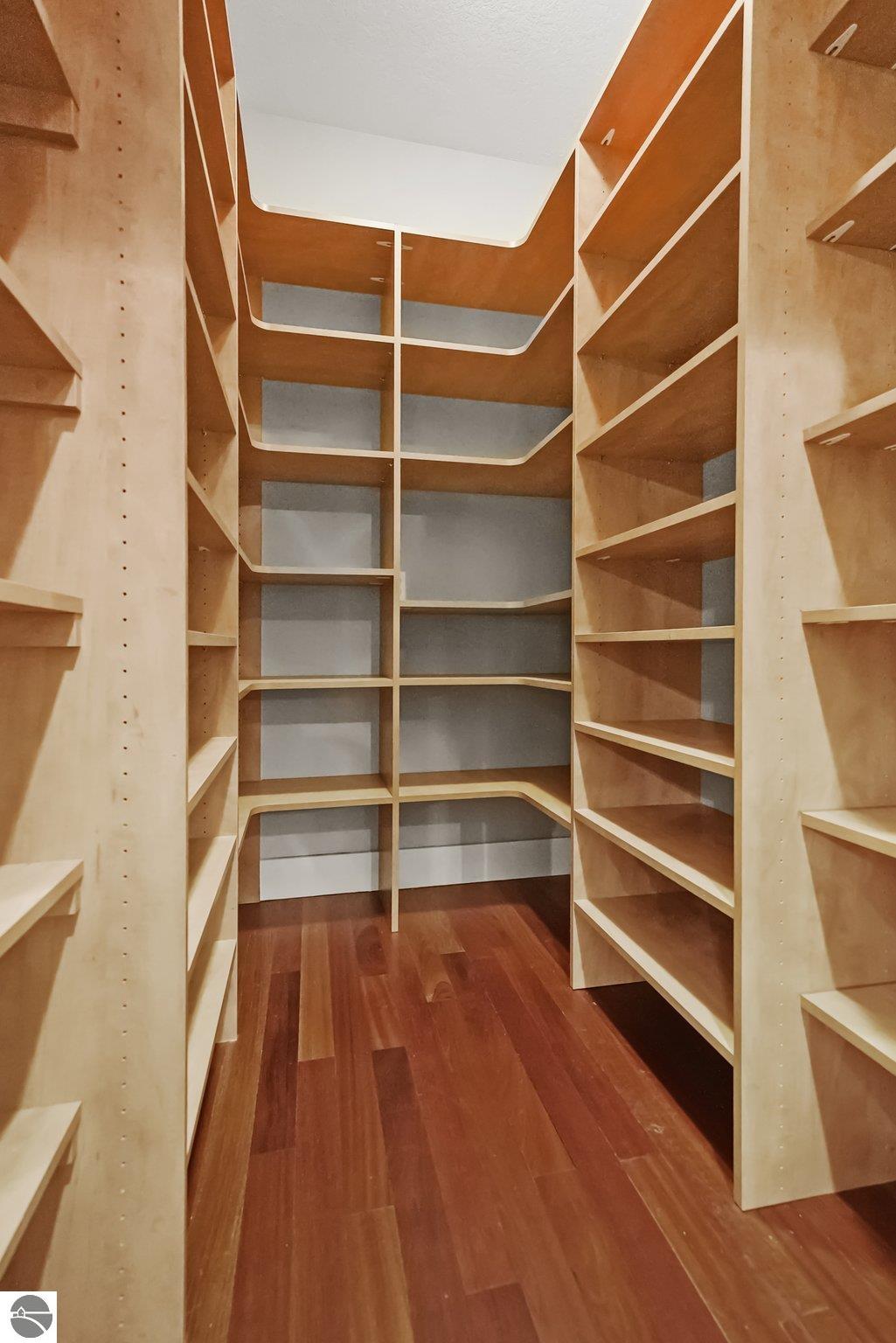 10269 E White Pine Lane