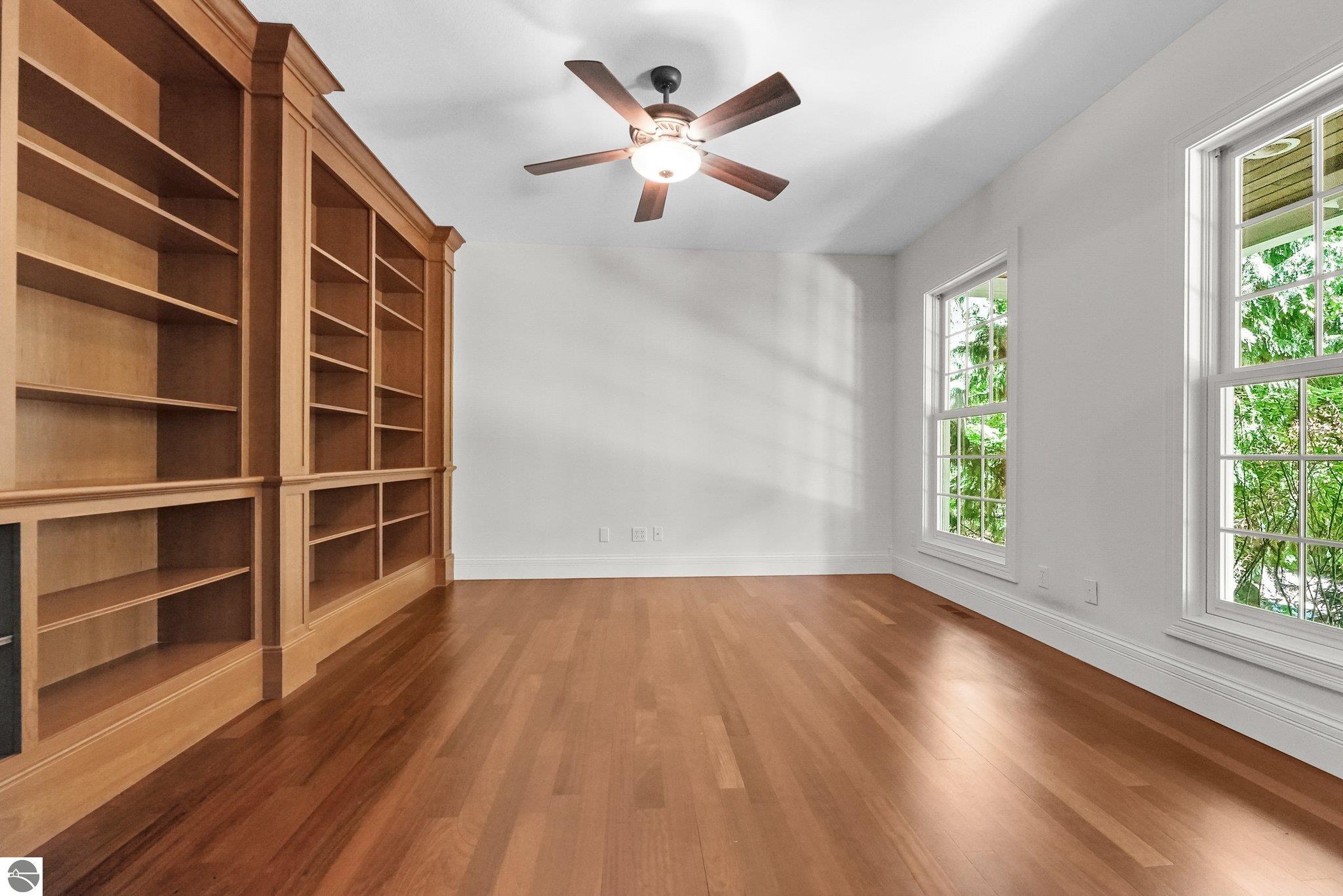 10269 E White Pine Lane