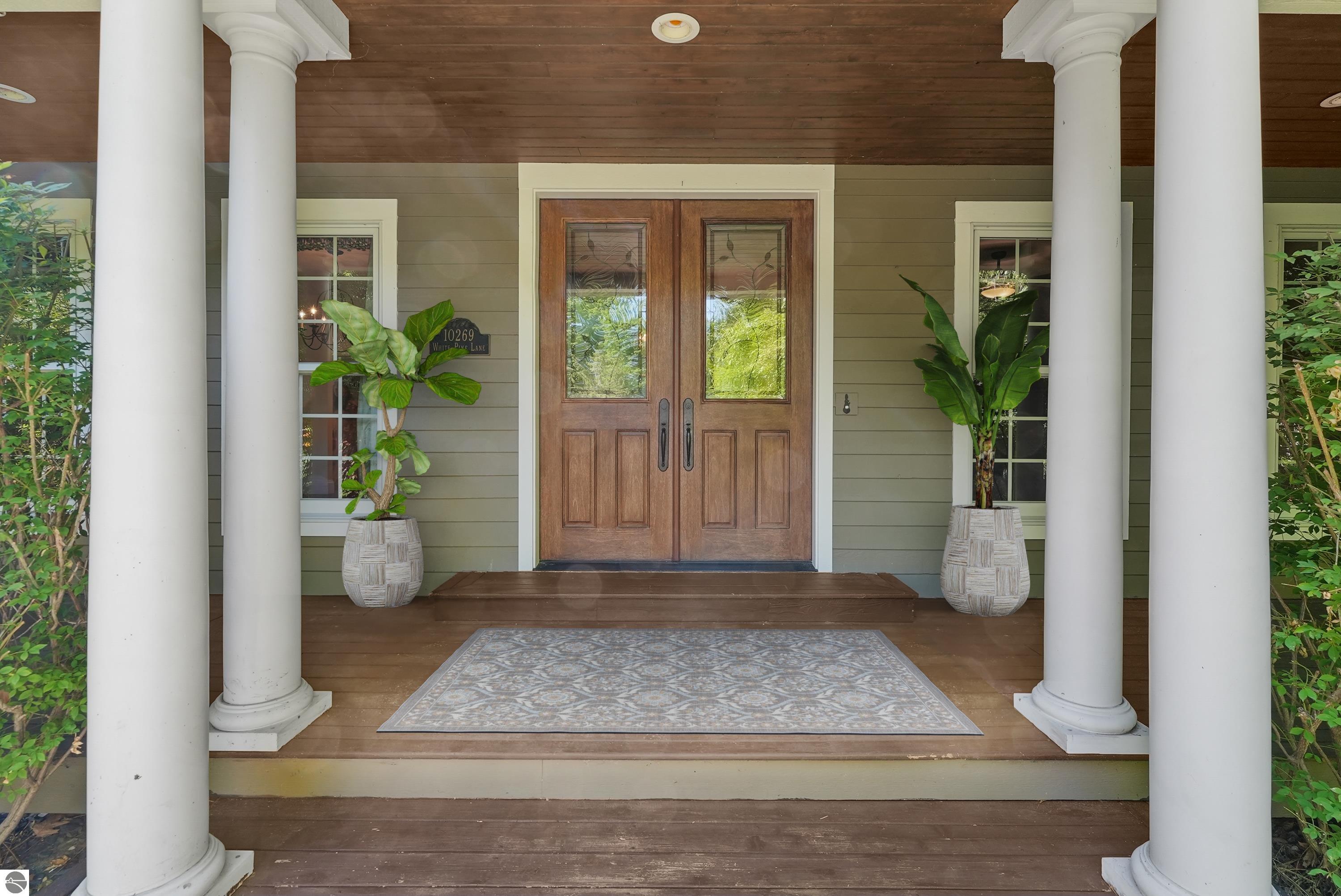 10269 E White Pine Lane