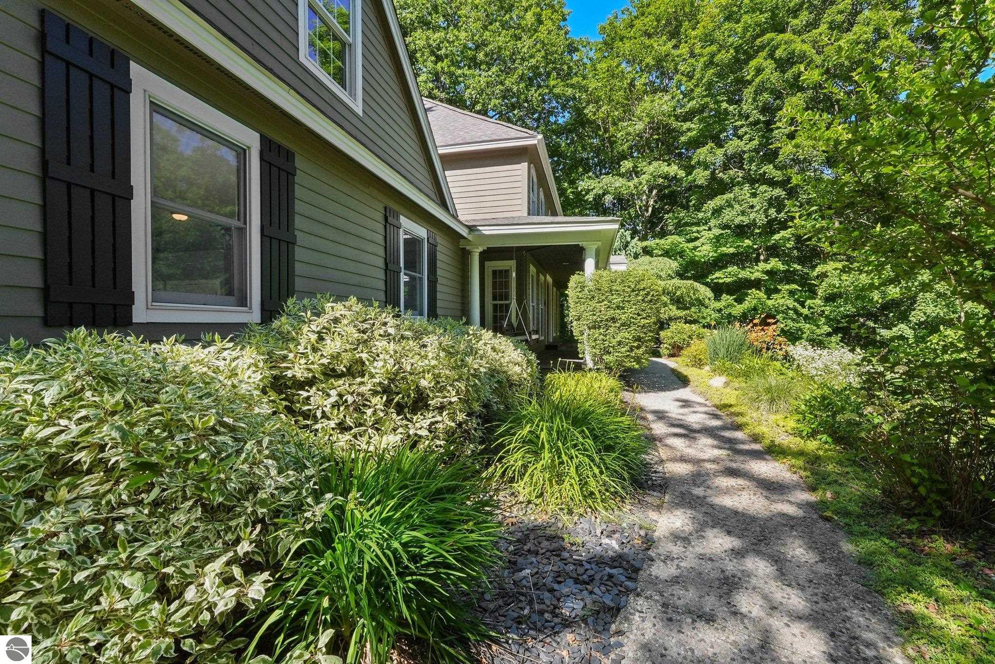 10269 E White Pine Lane