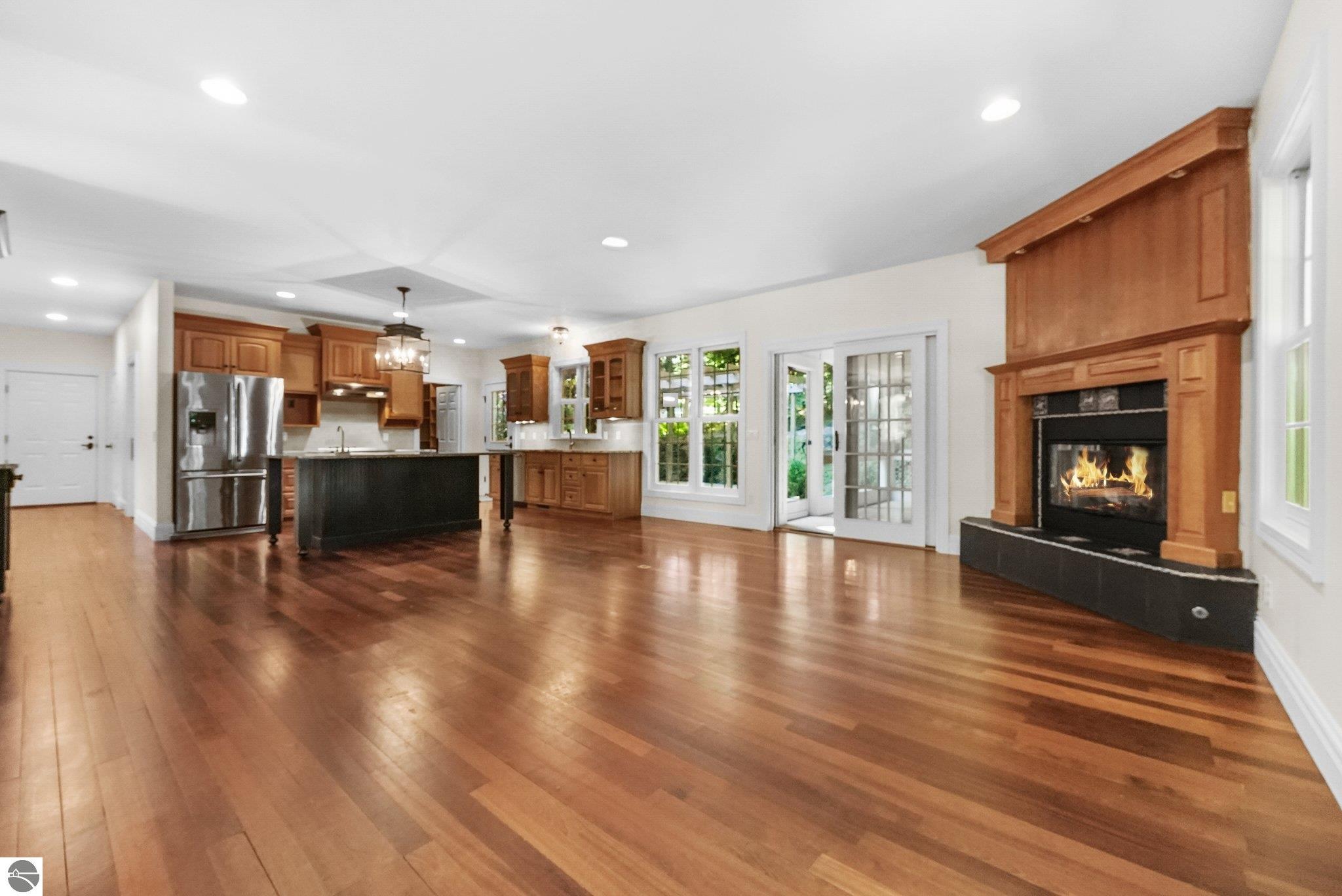 10269 E White Pine Lane