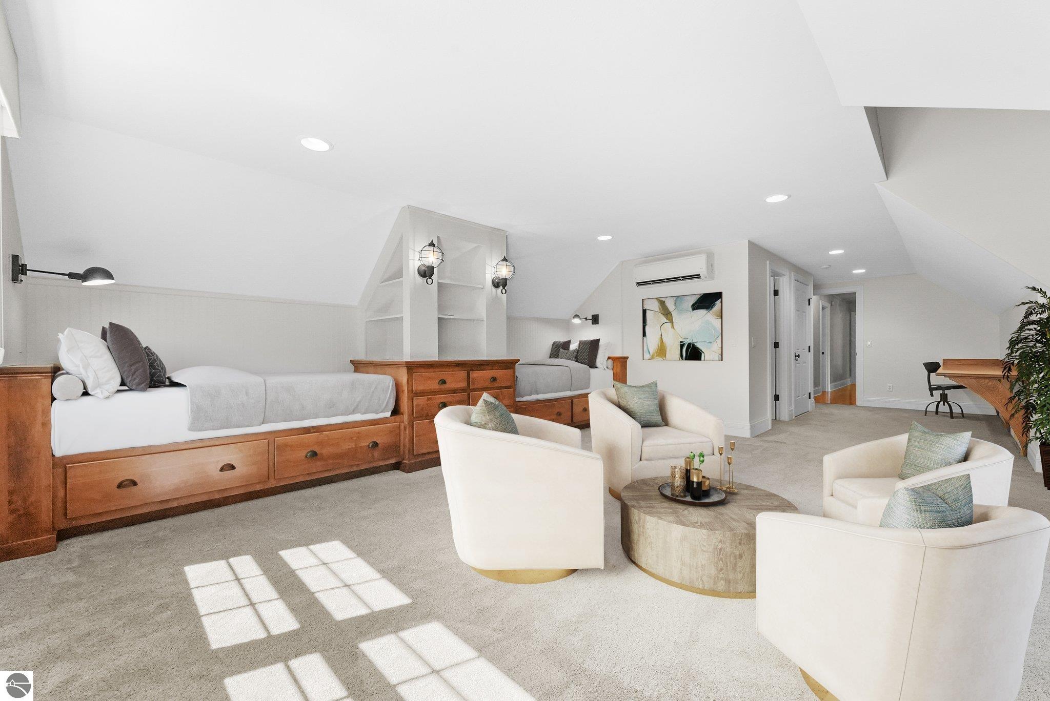 10269 E White Pine Lane