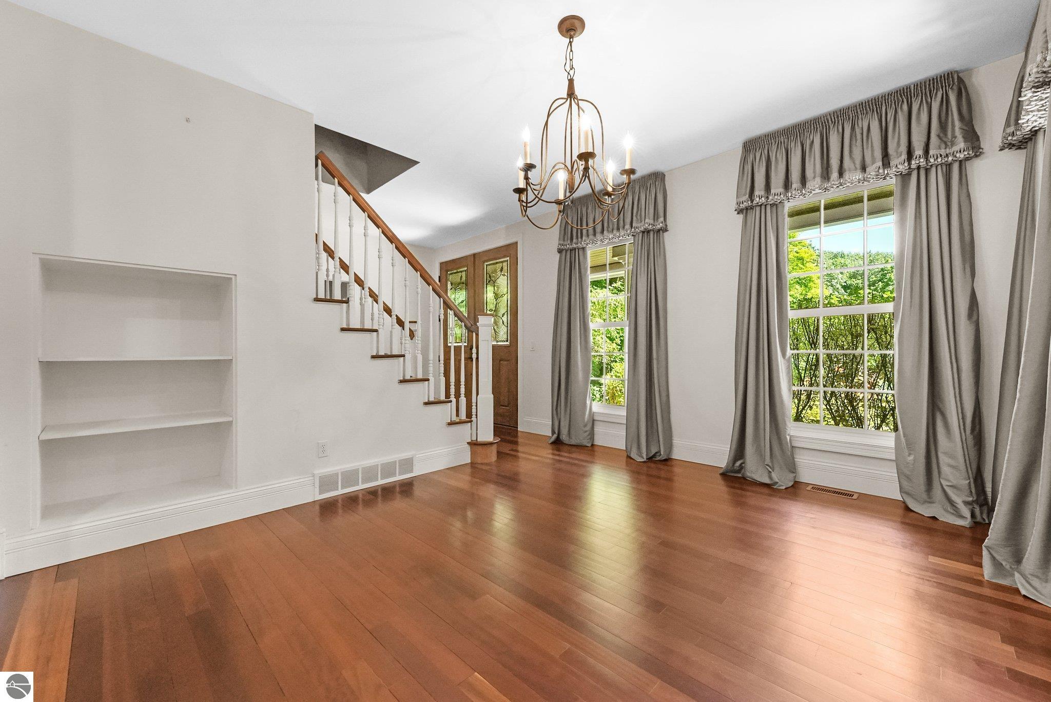 10269 E White Pine Lane