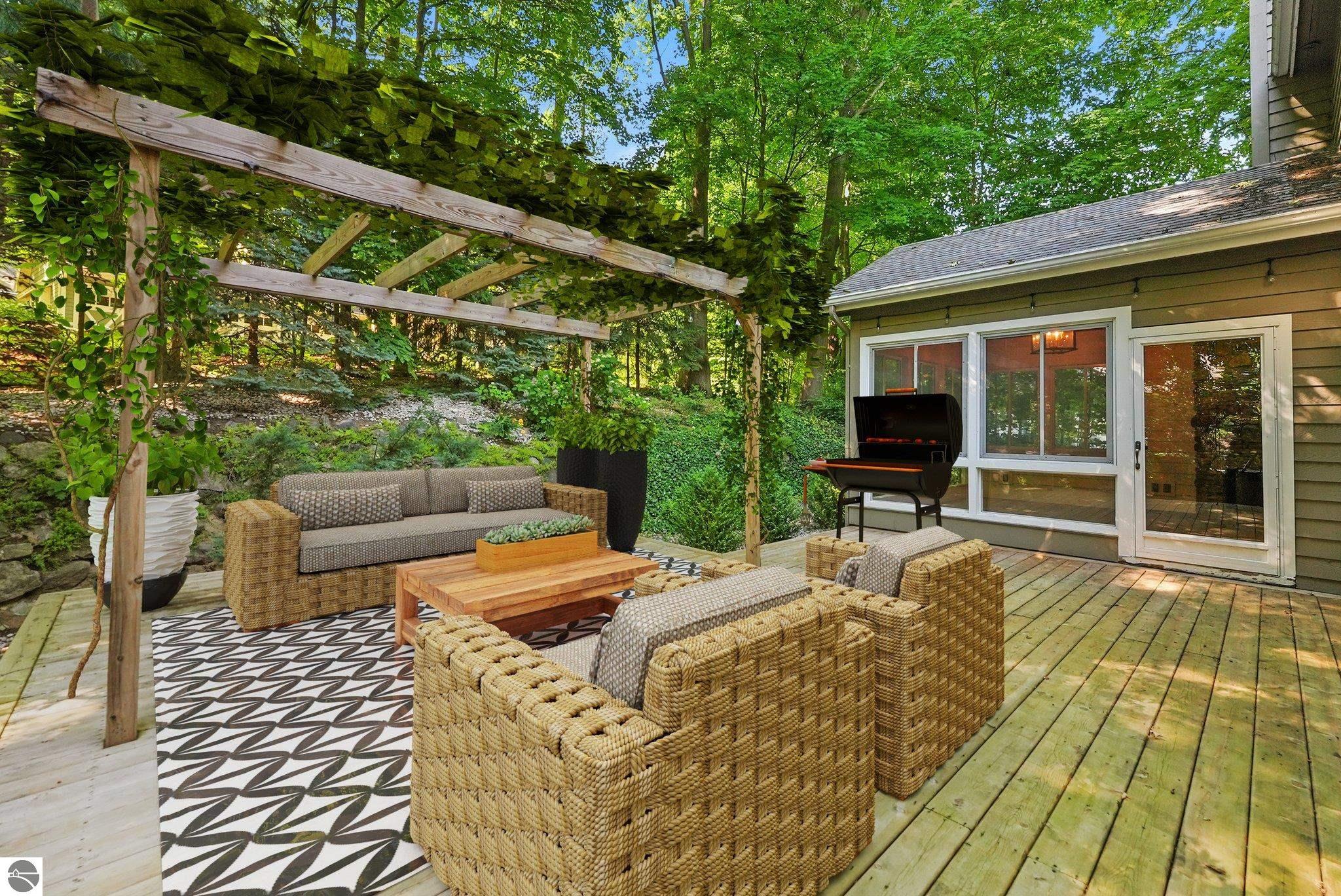 10269 E White Pine Lane