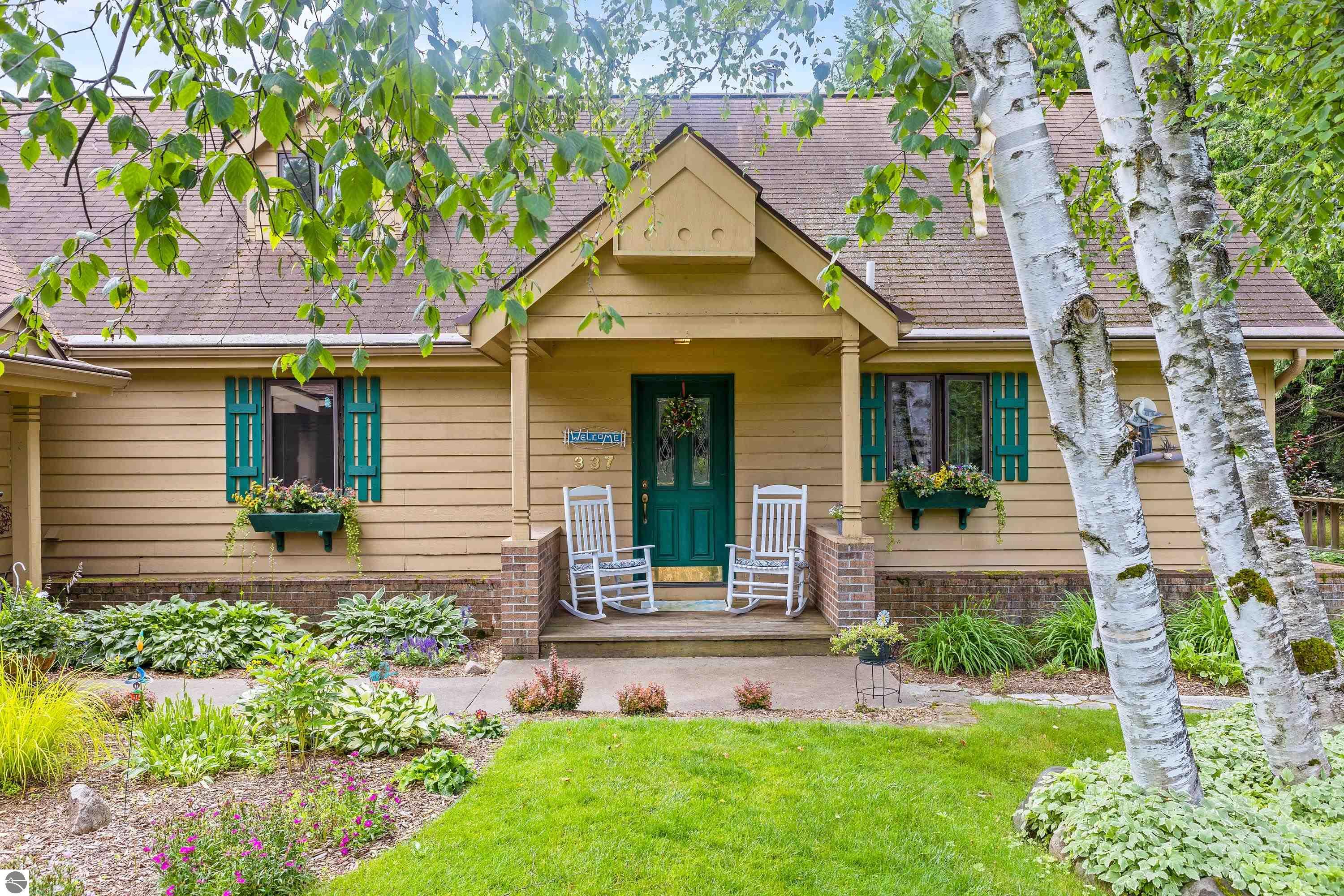 337 W Third Street