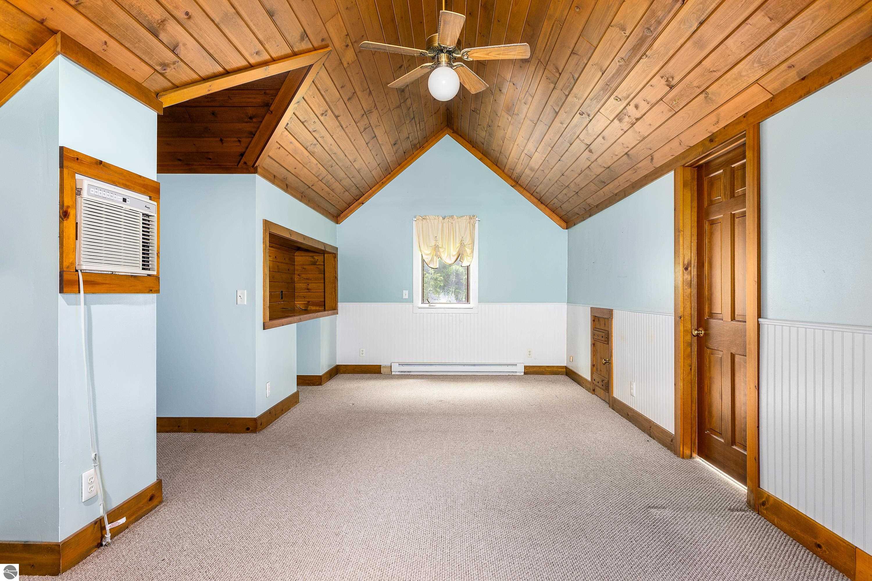 337 W Third Street