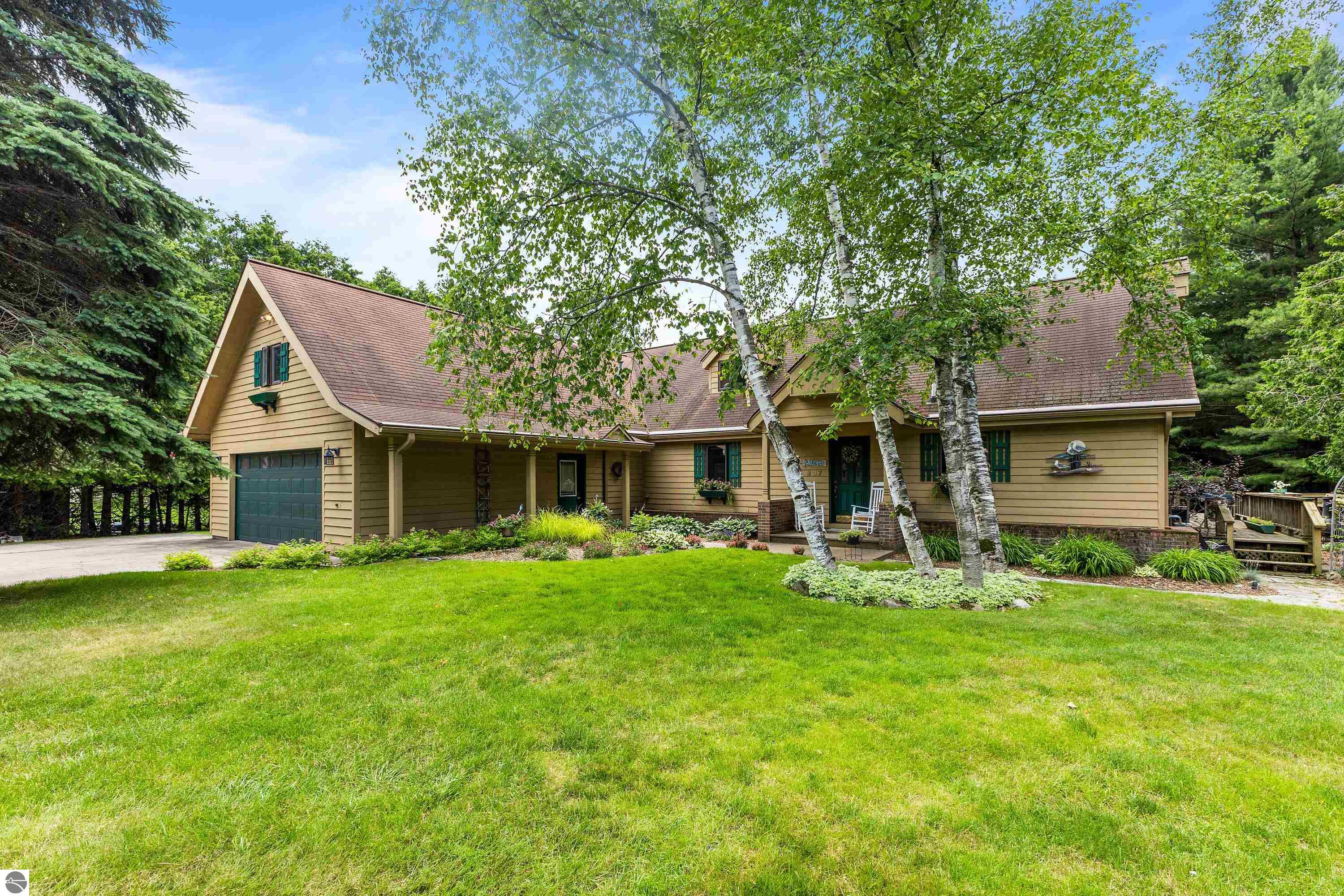 337 W Third Street