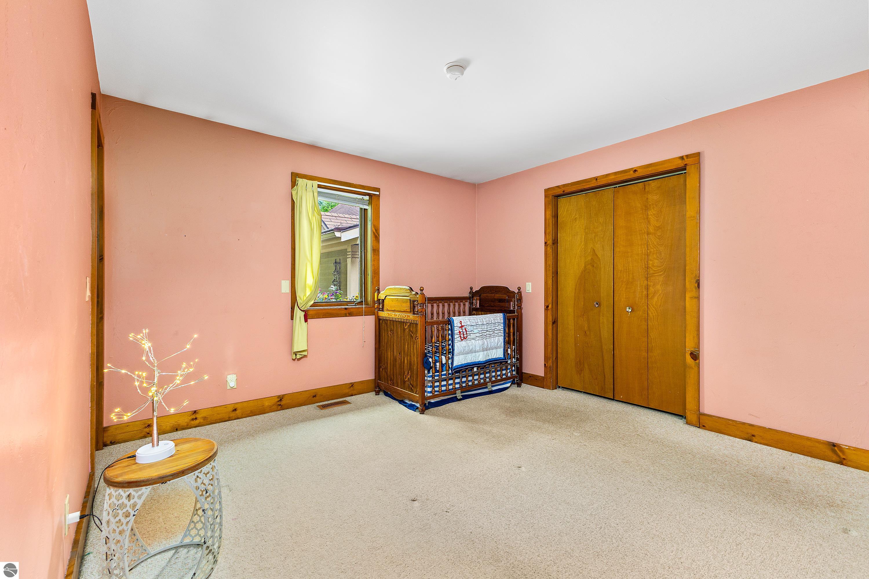 337 W Third Street