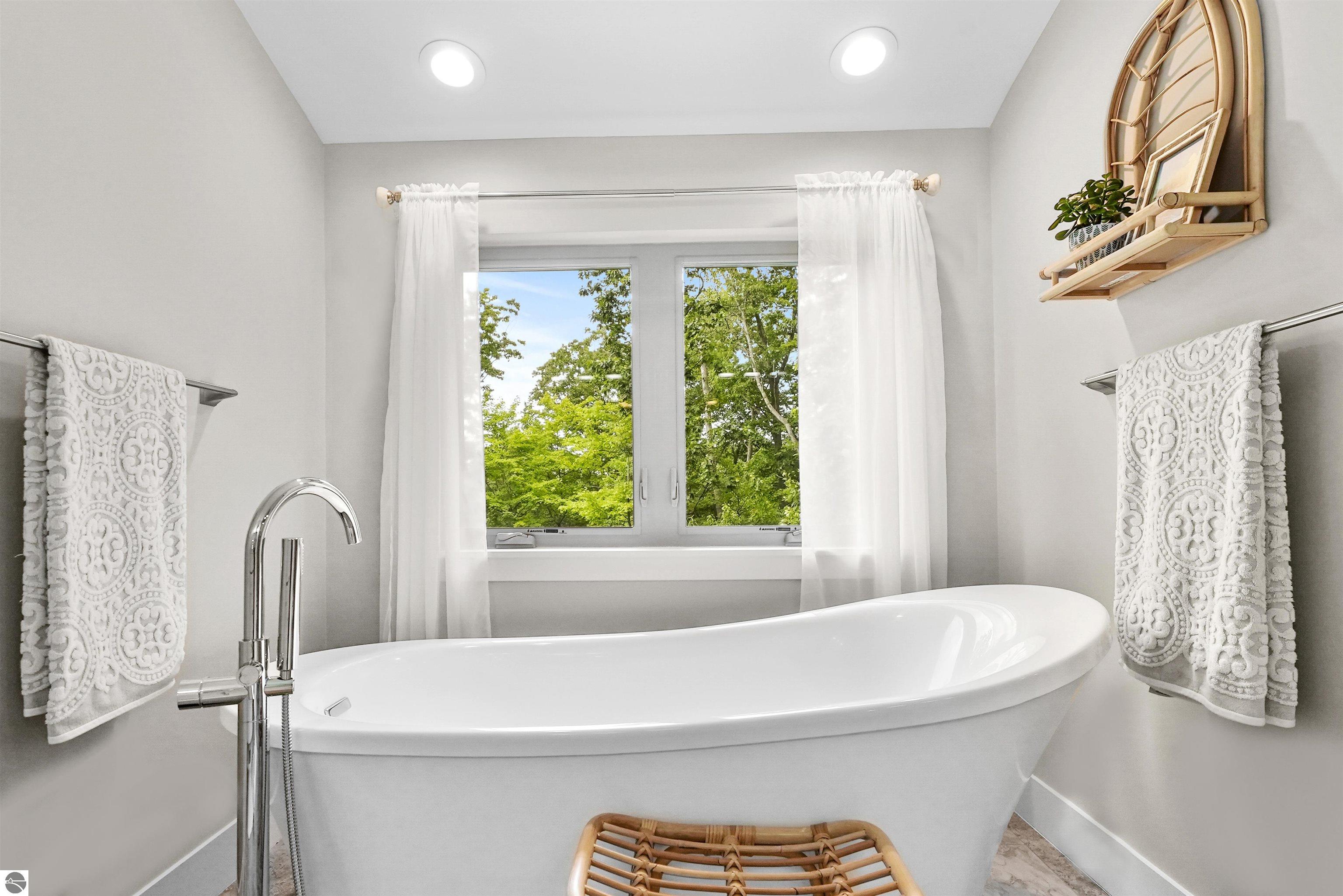 3119 Holiday Village Road