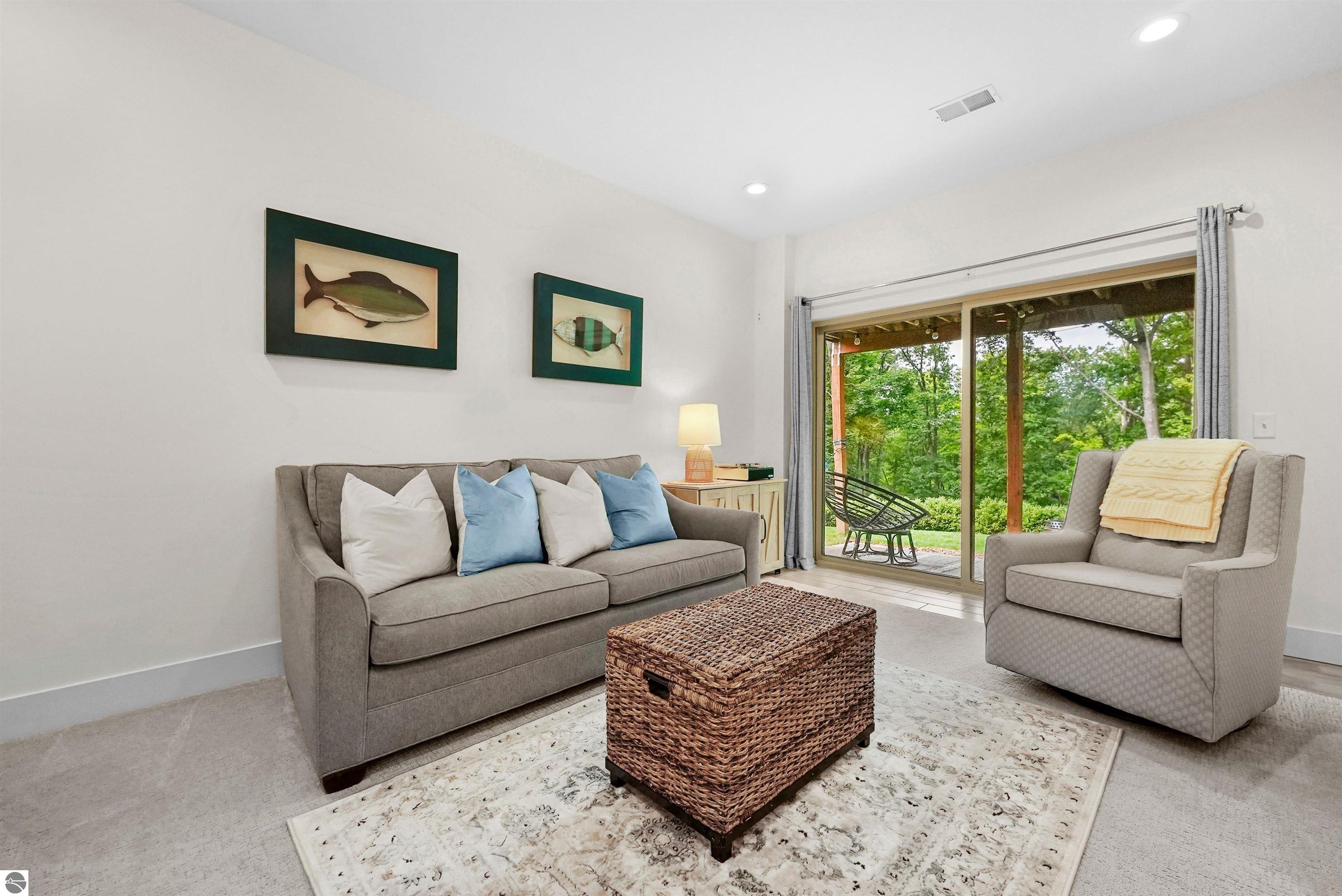 3119 Holiday Village Road