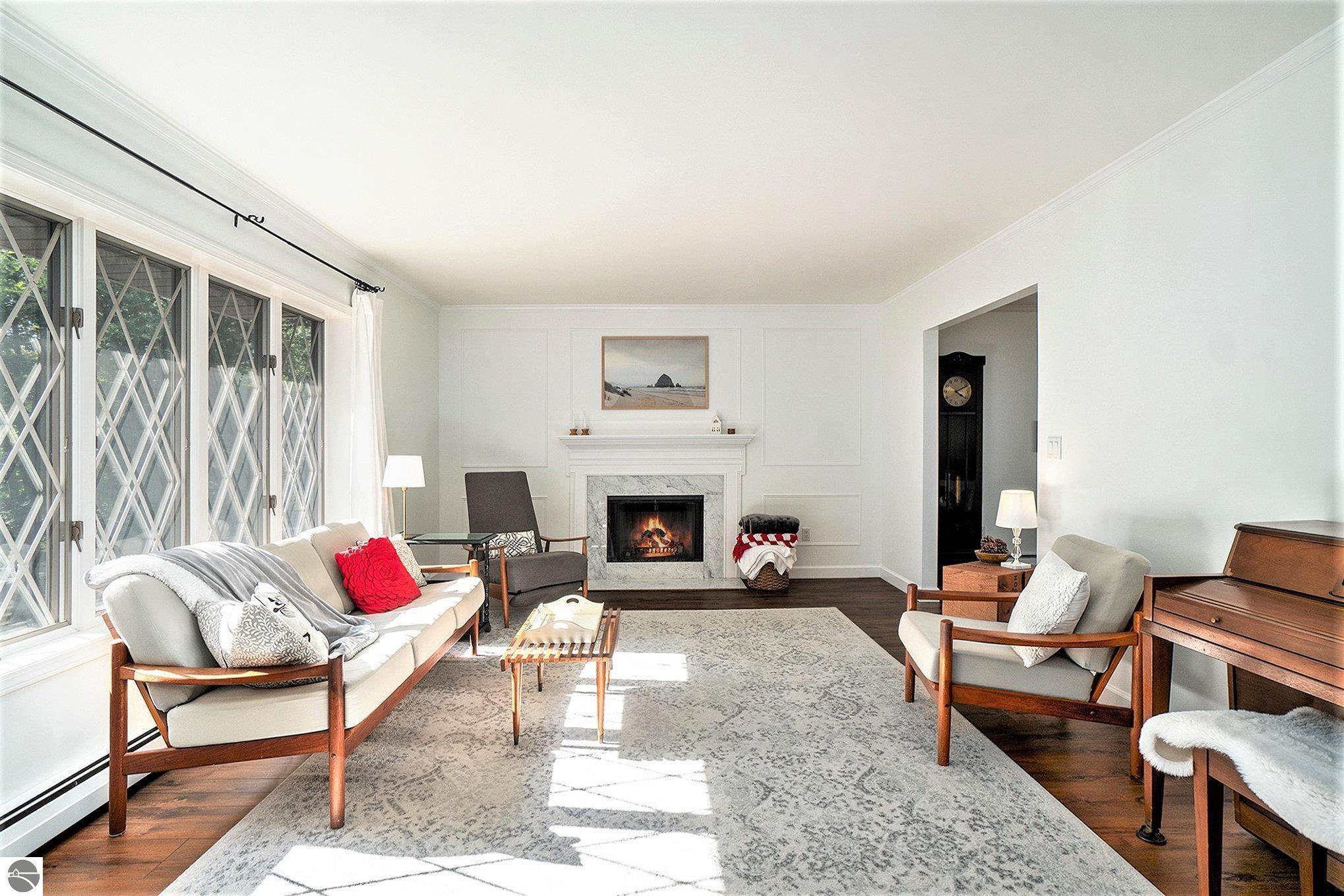 3706 Holiday Village Road