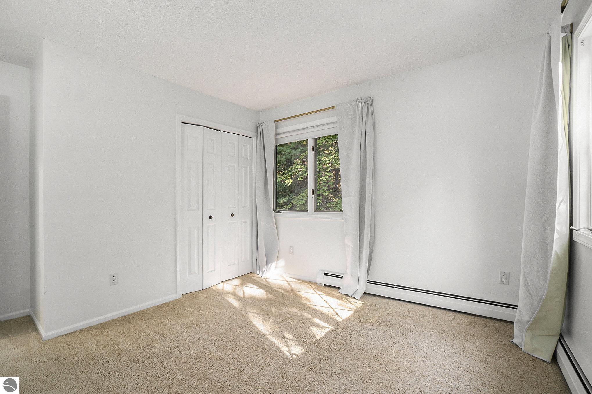 3706 Holiday Village Road