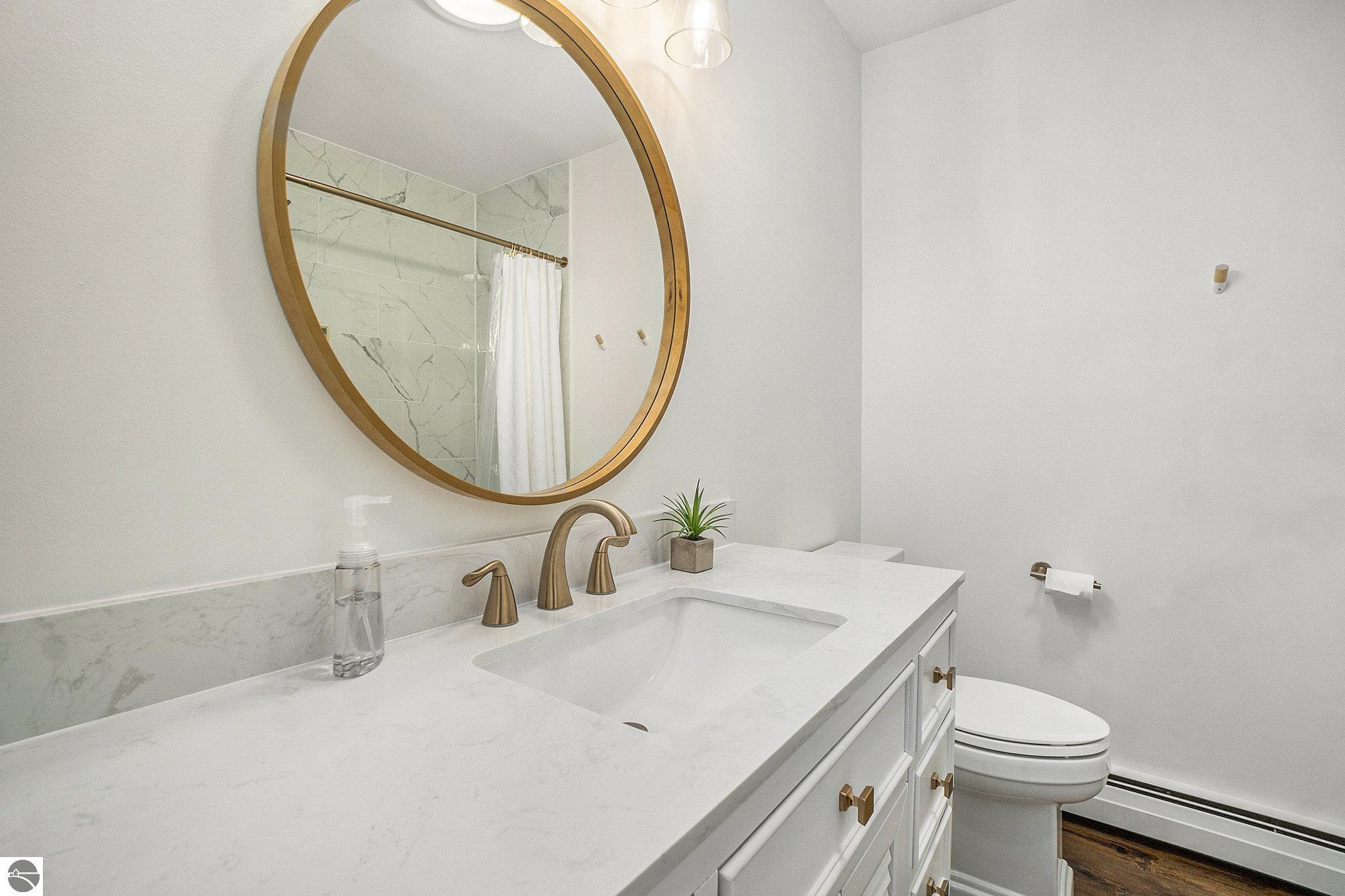 3706 Holiday Village Road