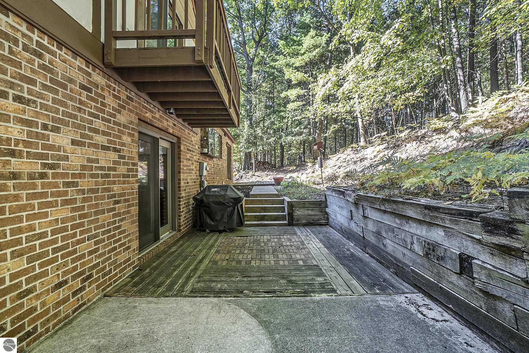 3706 Holiday Village Road