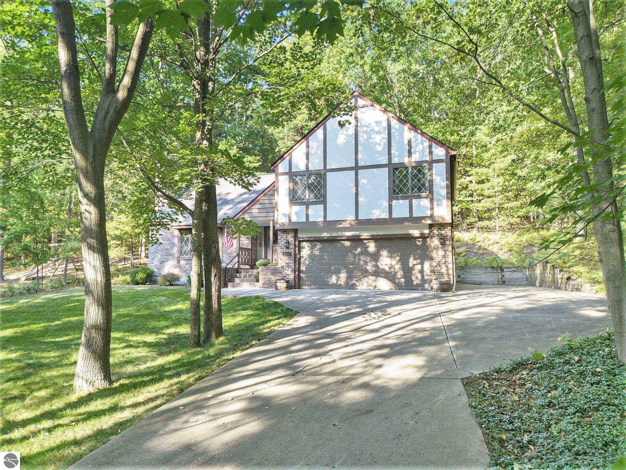 3706 Holiday Village Road